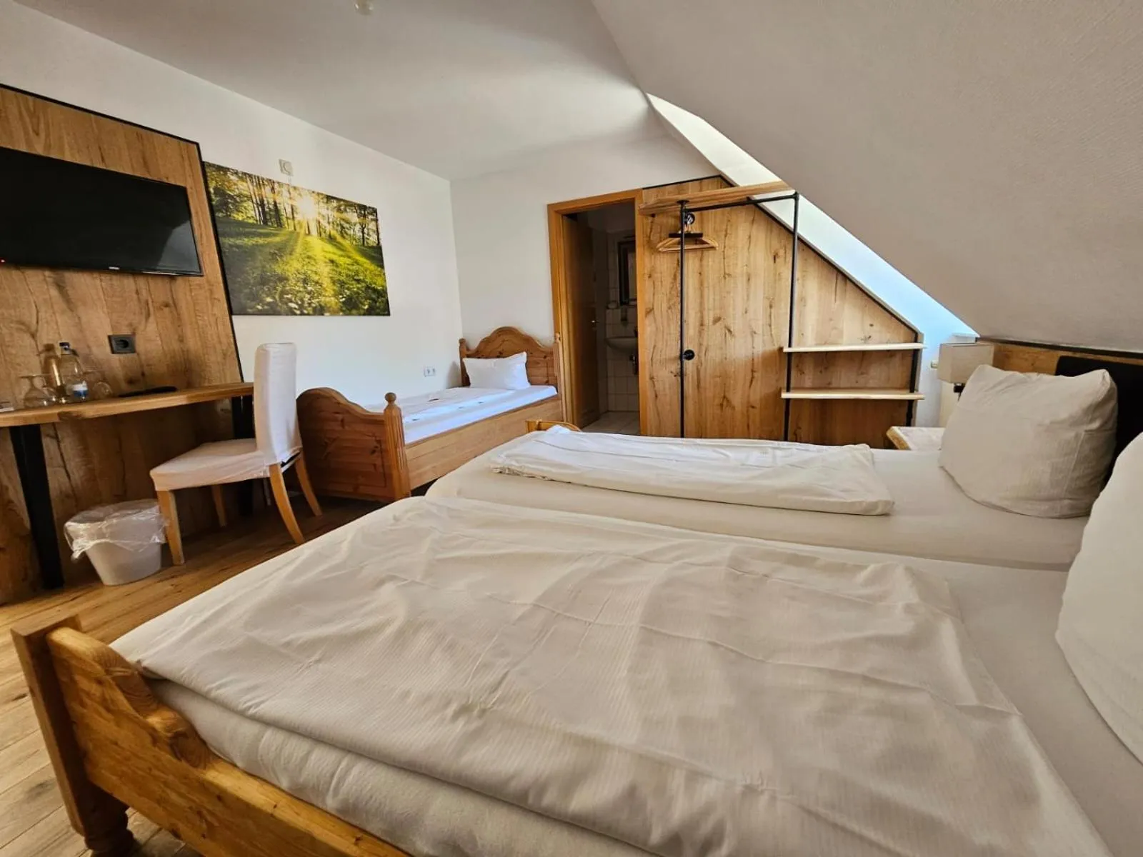 Bed in Hotel & Restaurant Tanne