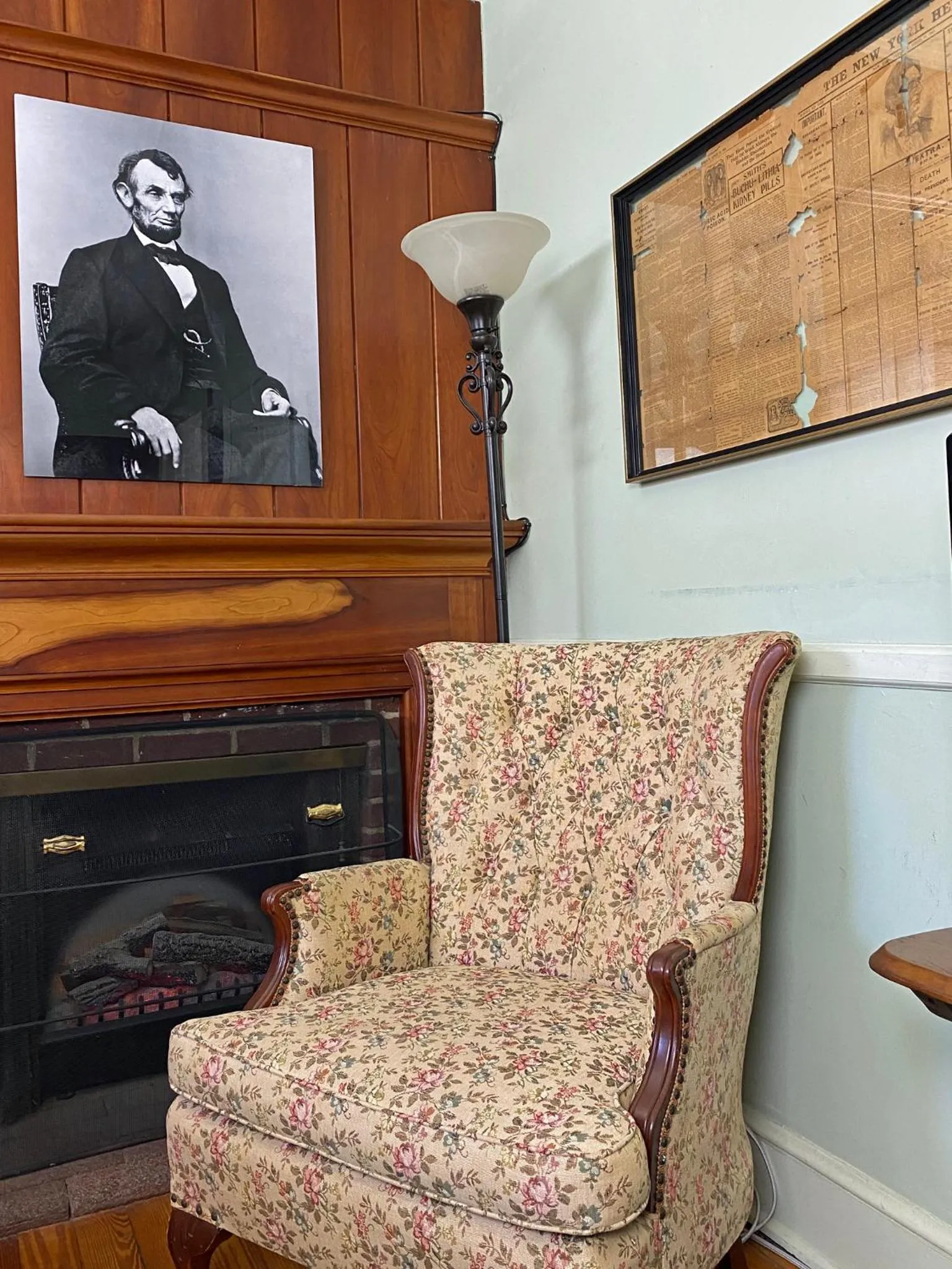 Decorative detail in Lightner Farmhouse B&B