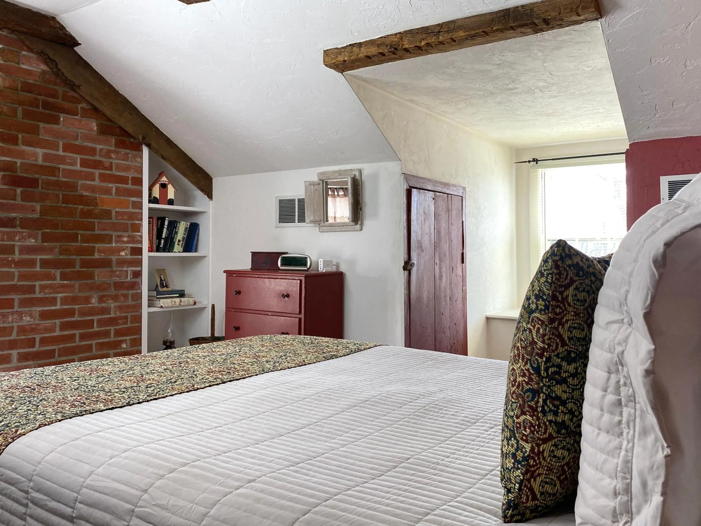 Bed in Lightner Farmhouse B&B