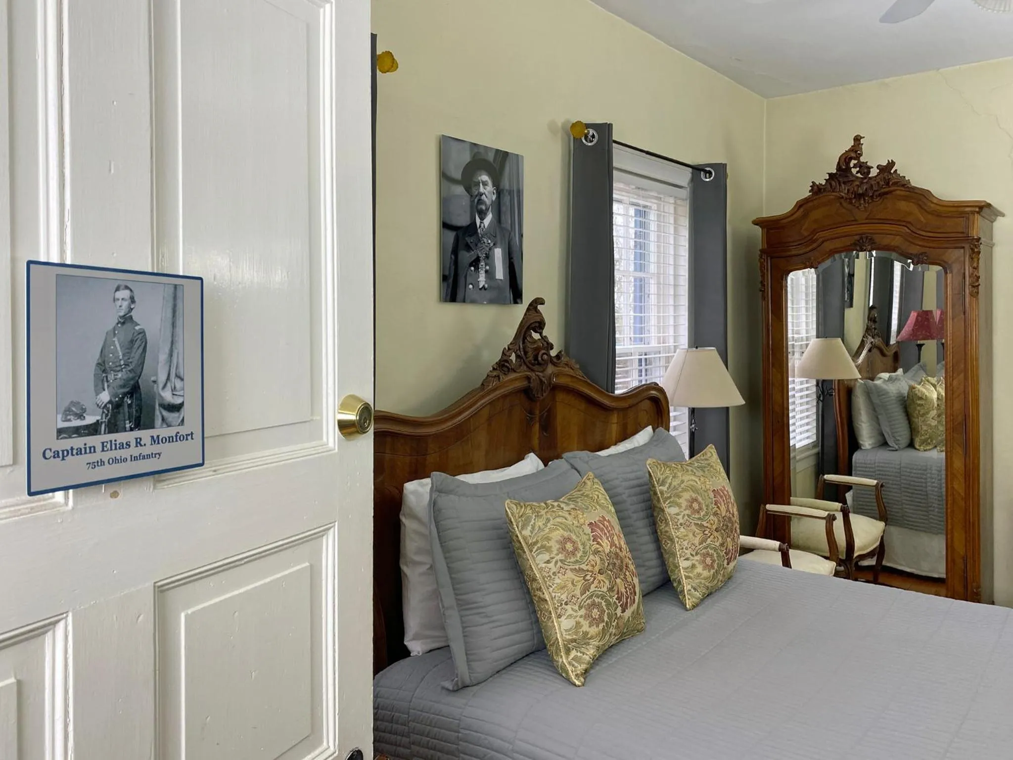 Bed in Lightner Farmhouse B&B