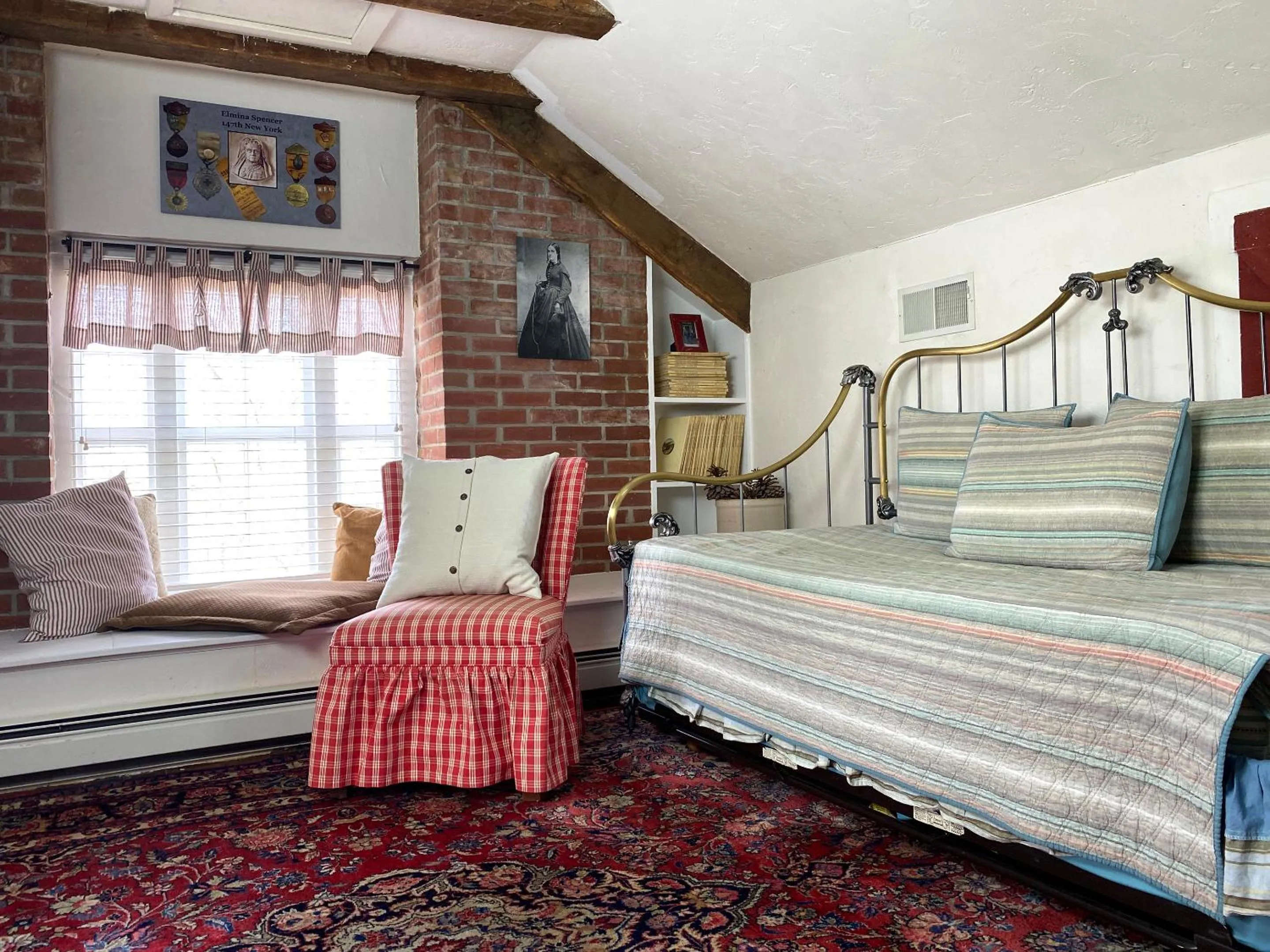 Bed in Lightner Farmhouse B&B