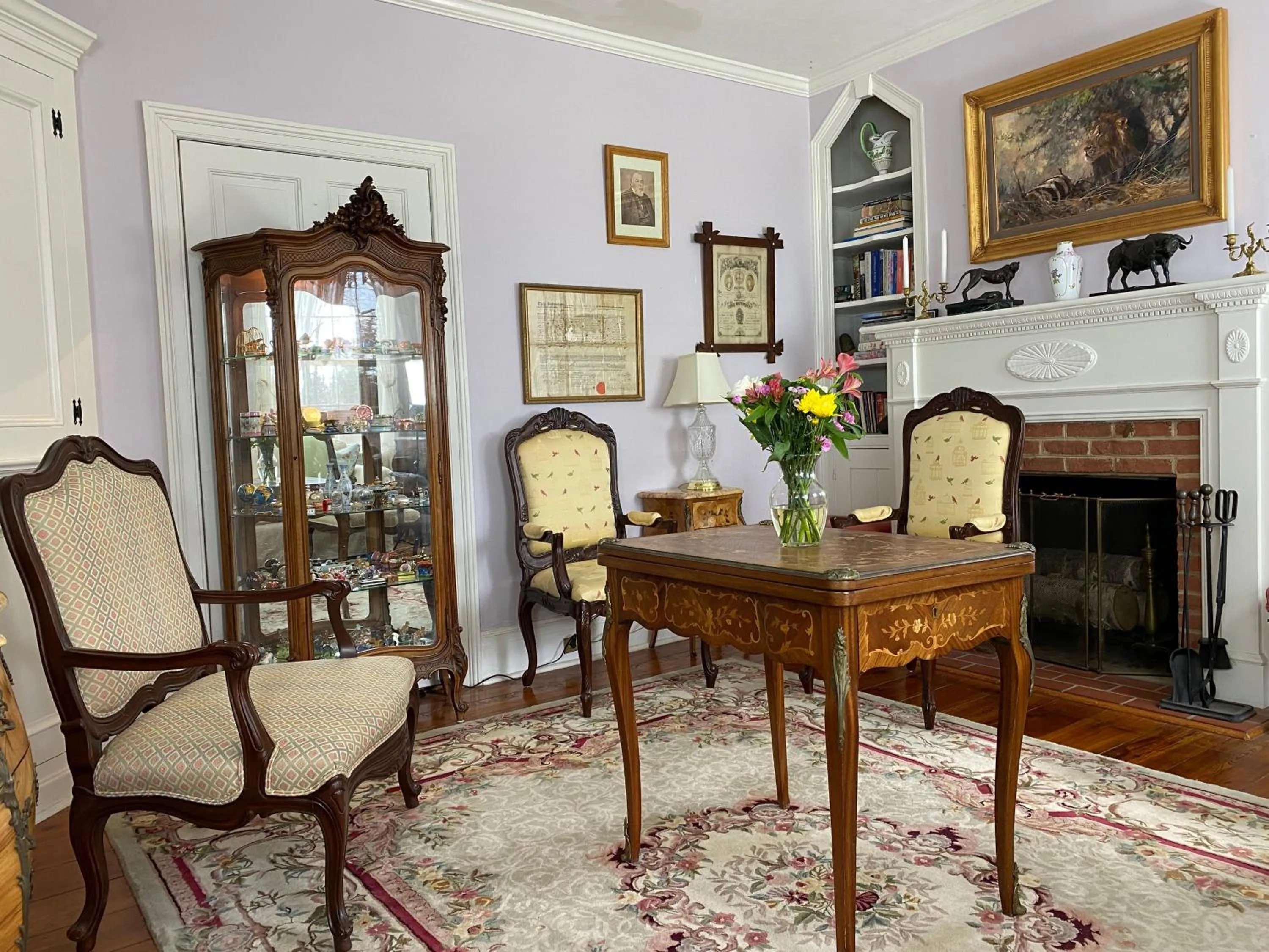 Living room in Lightner Farmhouse B&B