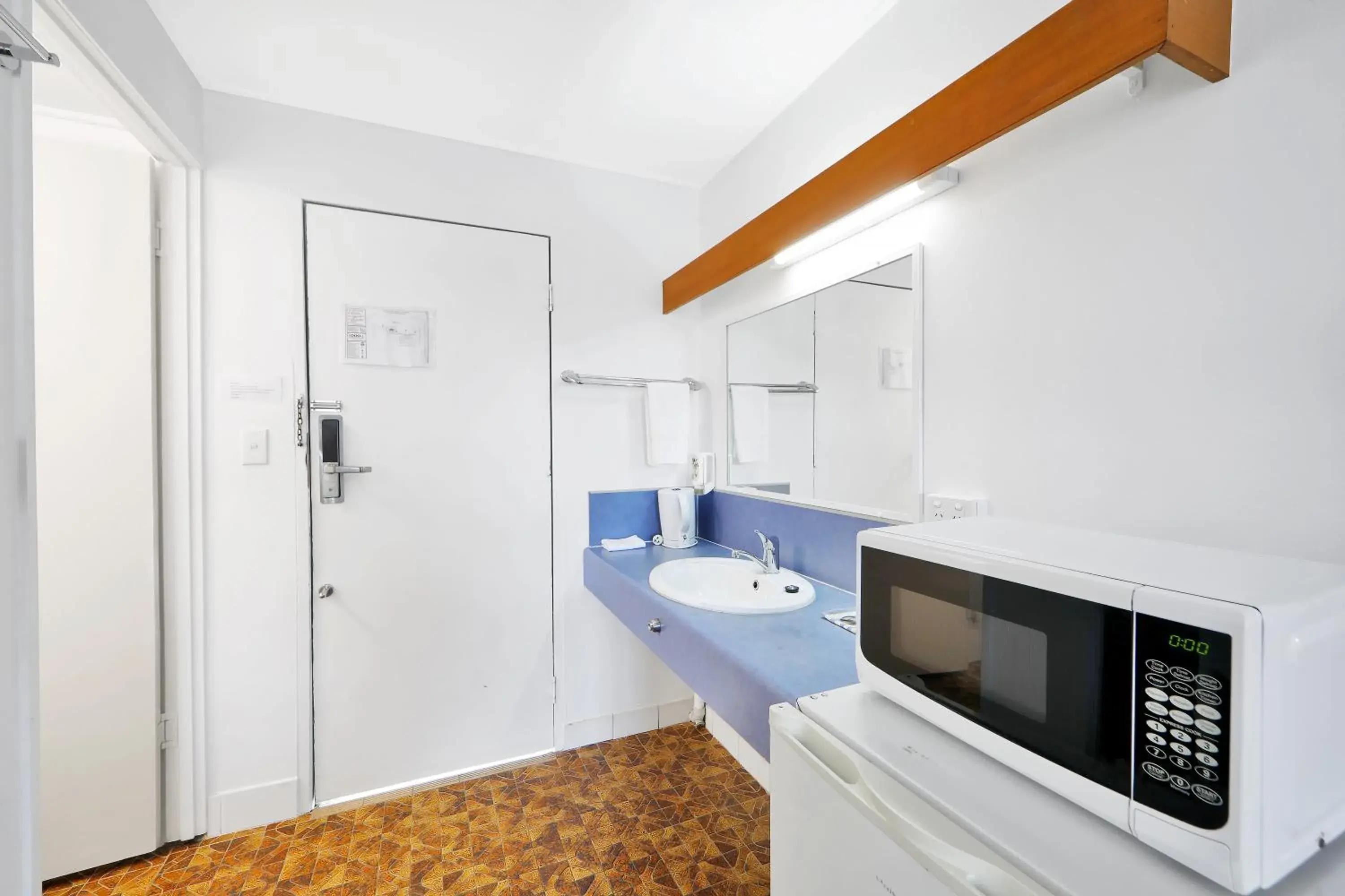 Economy Twin Room in Oscar Motel Economy Twin Room in Oscar Motel