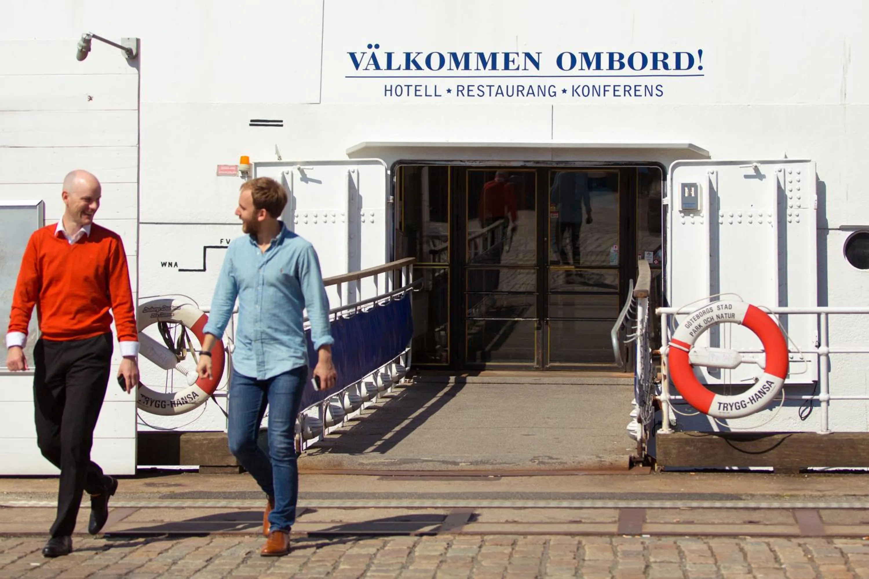 Facade/entrance in Hotel Barken Viking