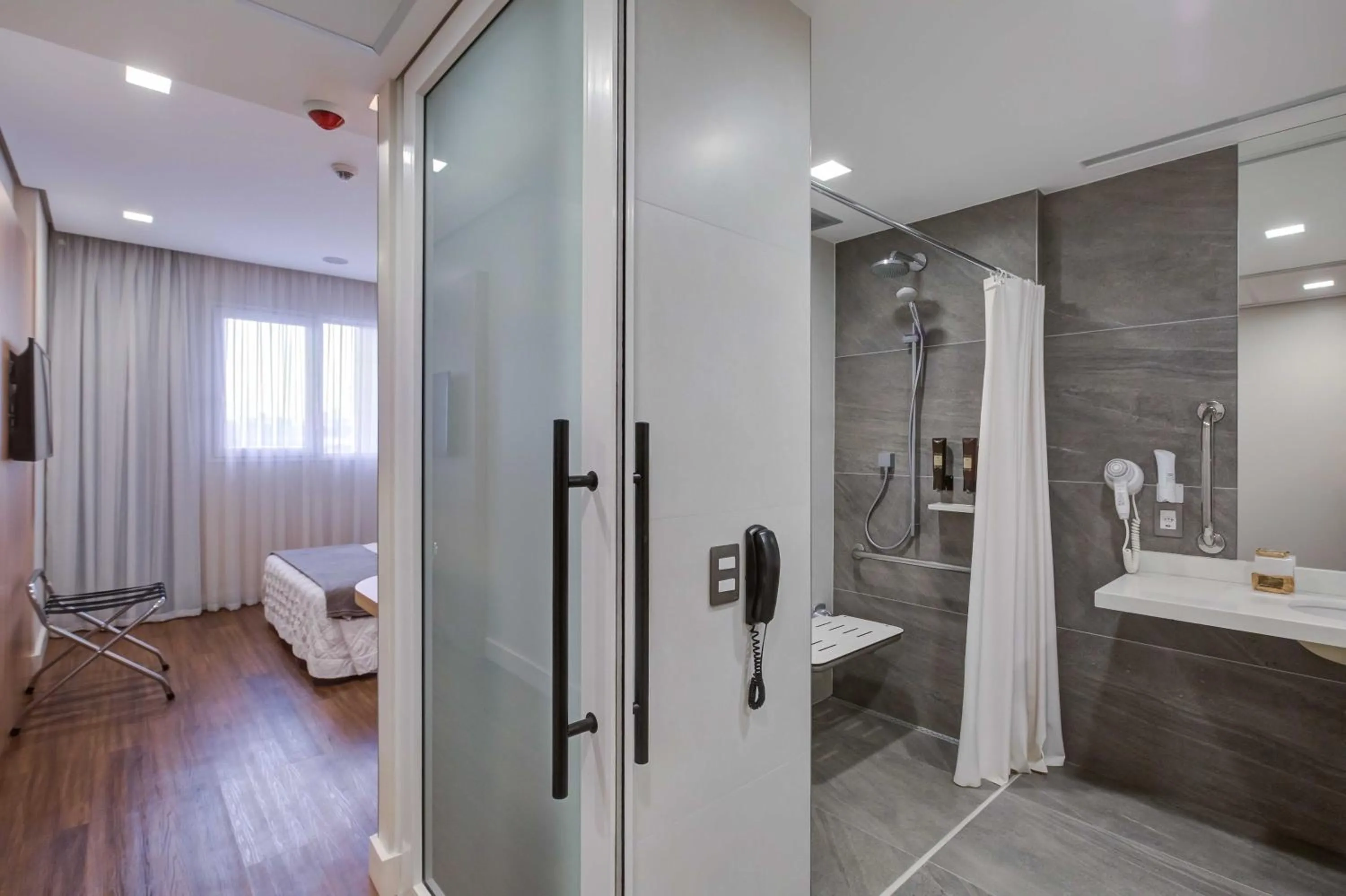 Bathroom in Rio Hotel by Bourbon Campinas