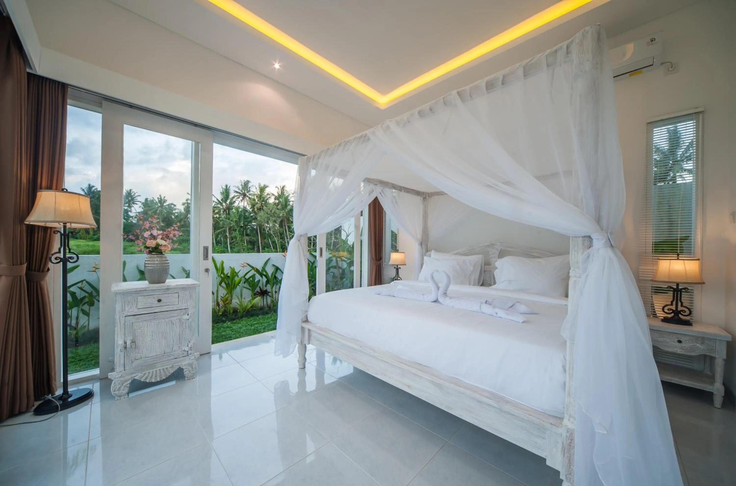 Bed in Villa Tirta Padi 2 Ubud