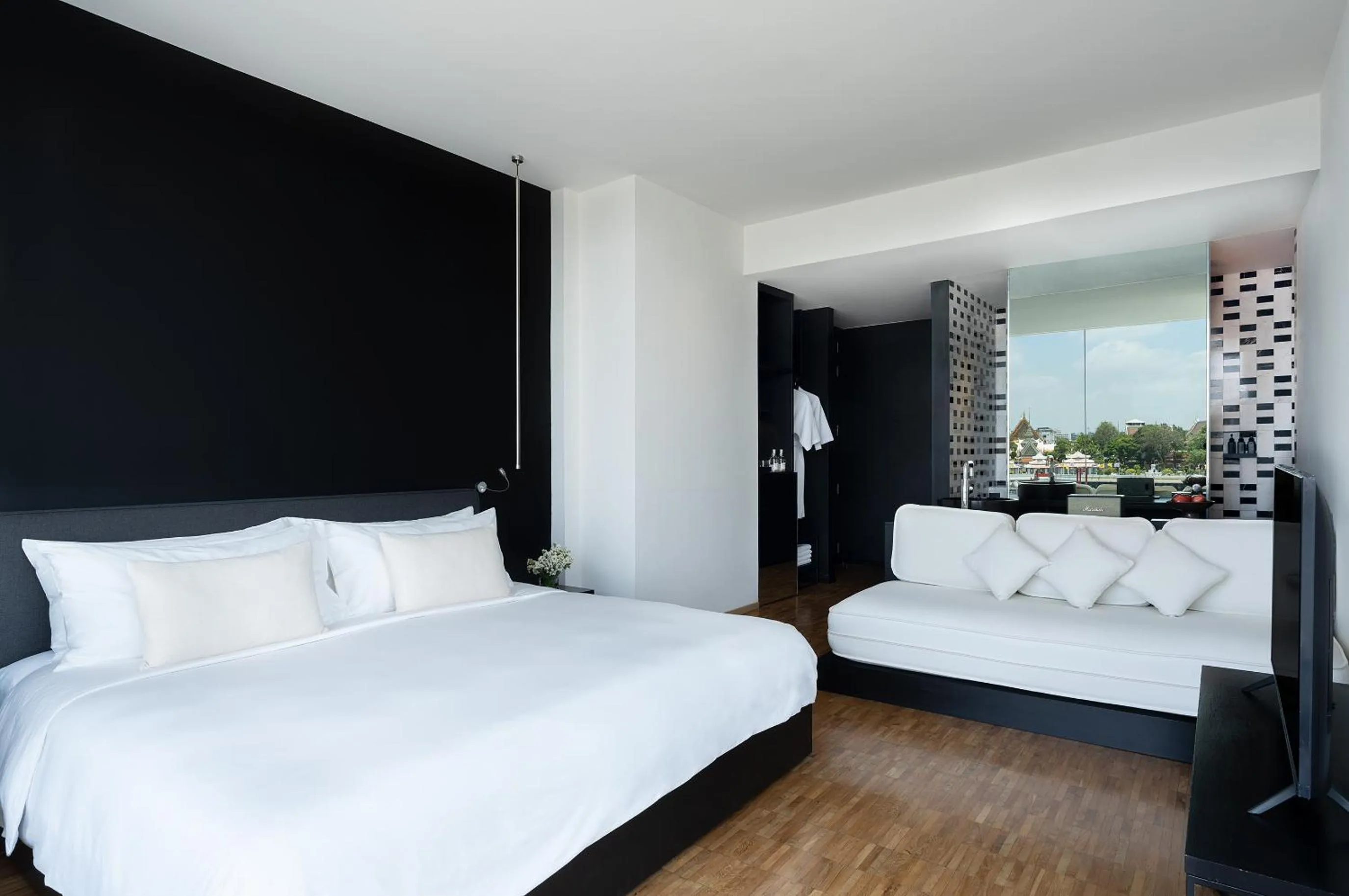 Bed in Sala Rattanakosin Bangkok