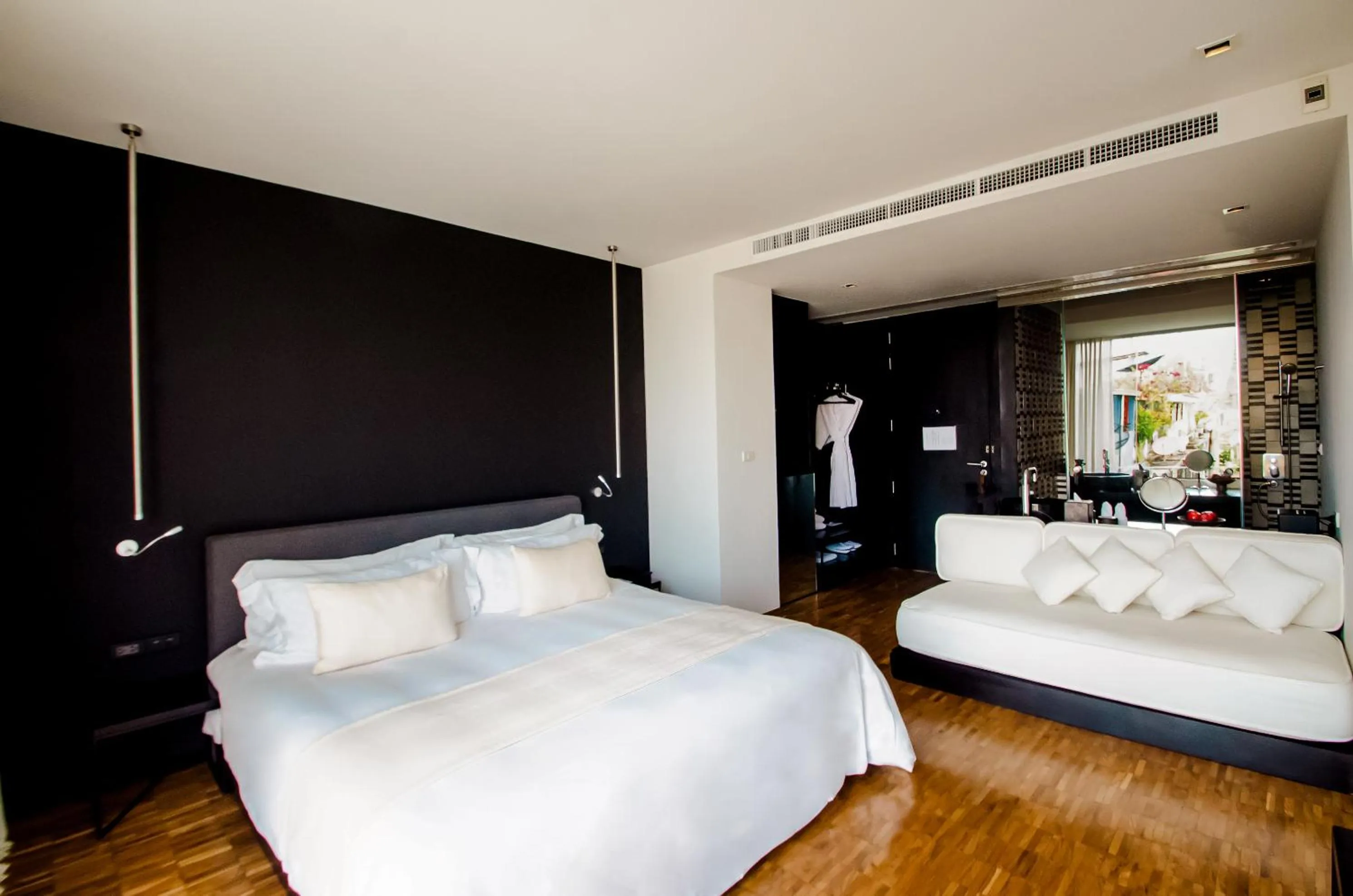 Bathroom, Bed in Sala Rattanakosin Bangkok