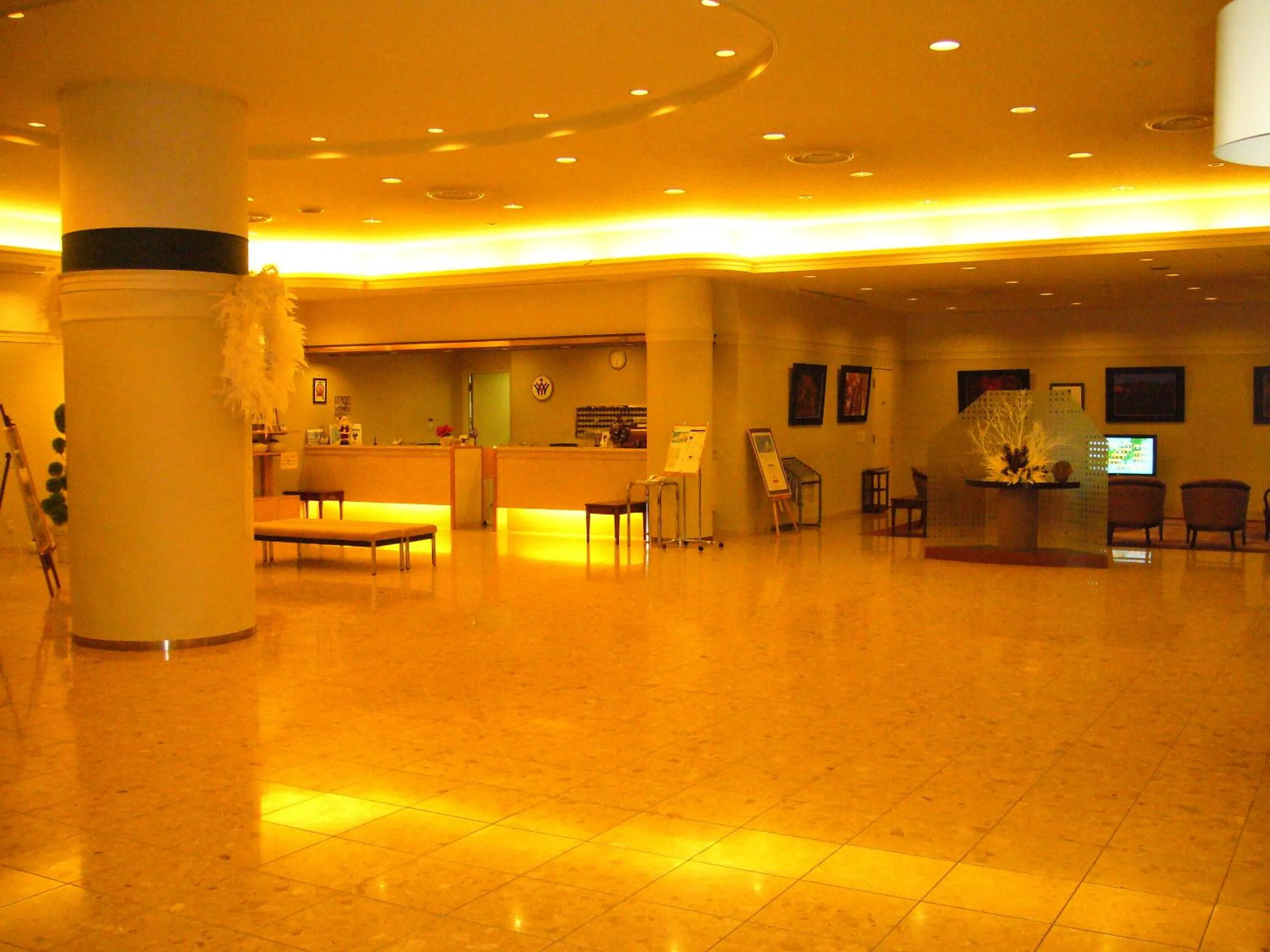 Lobby or reception in Shimane Hamada Washington Hotel Plaza