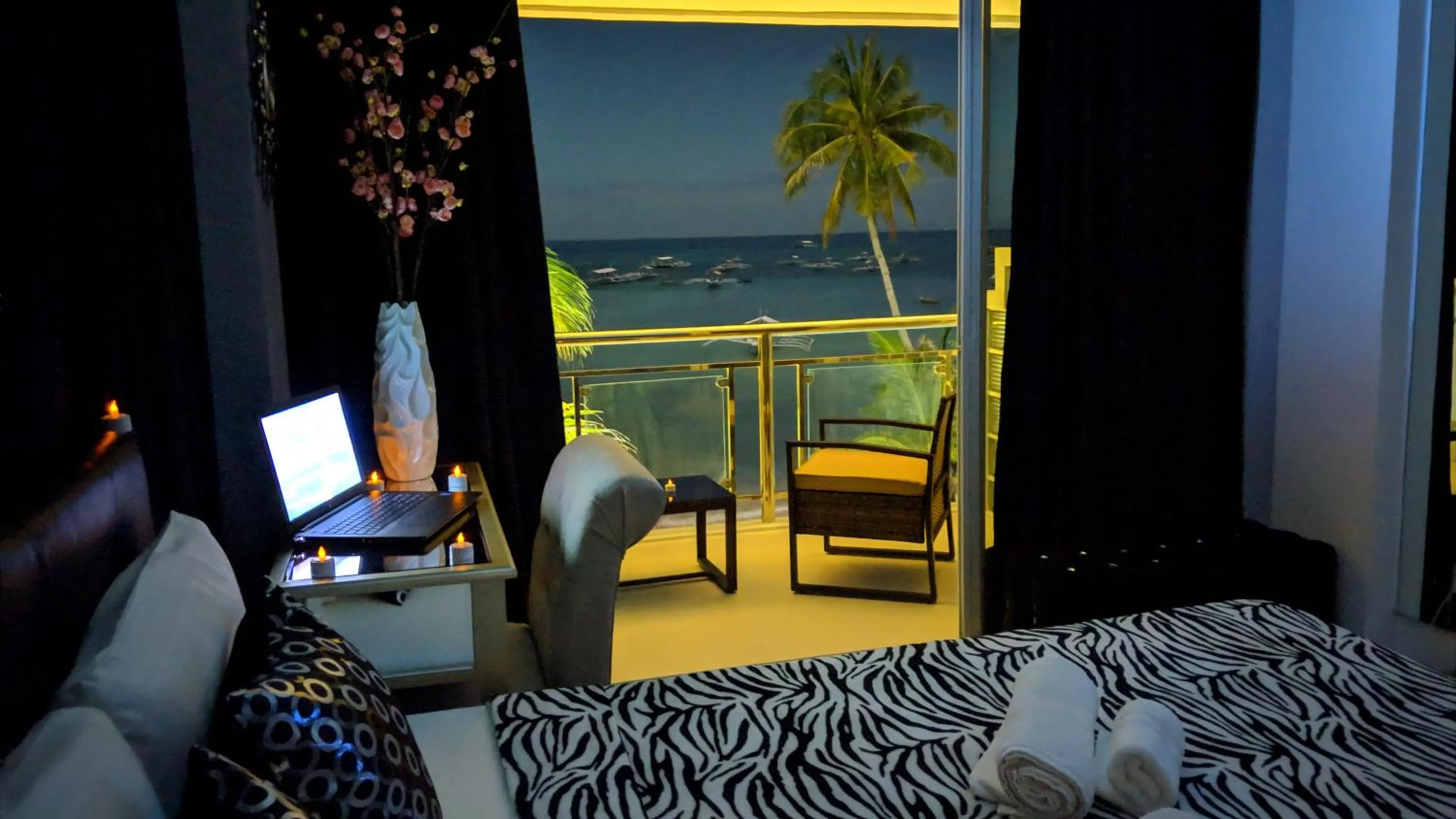 View (from property/room), Bed in Bohol South Beach Hotel