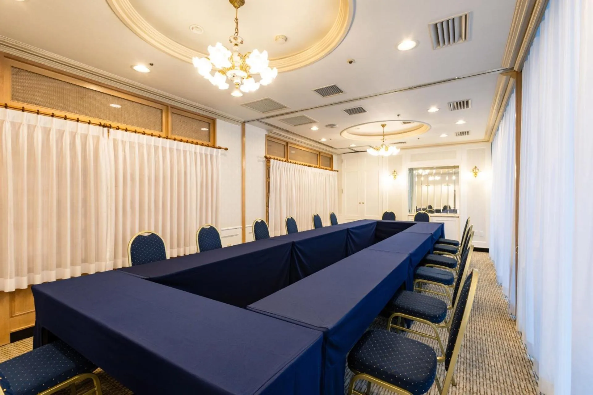 Meeting/conference room in Tottori Washington Hotel Plaza