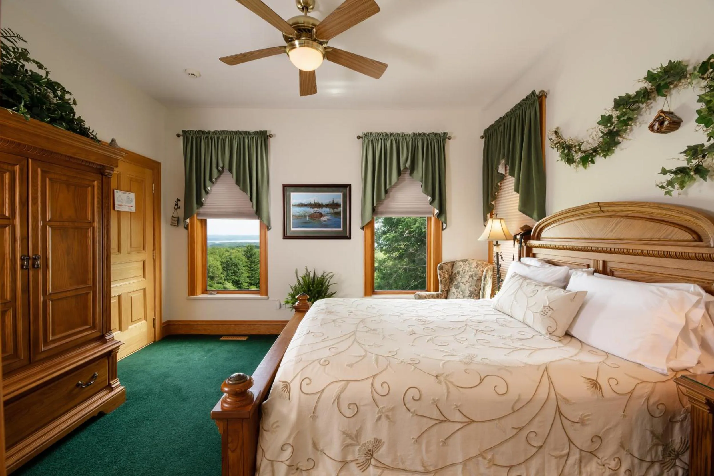 Bedroom in INN AT WAWANISSEE POINT
