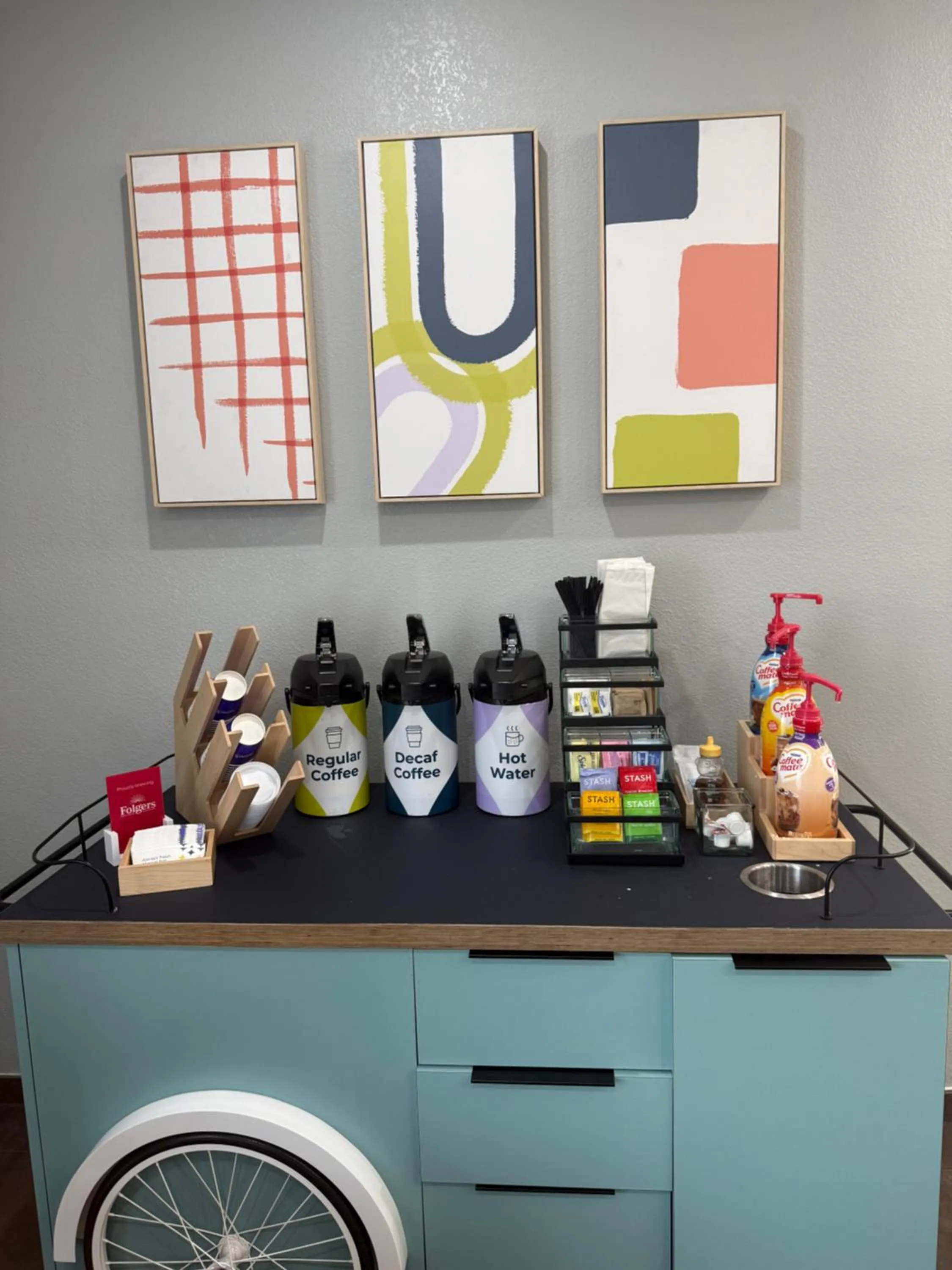 Breakfast in Spark by Hilton Kimball