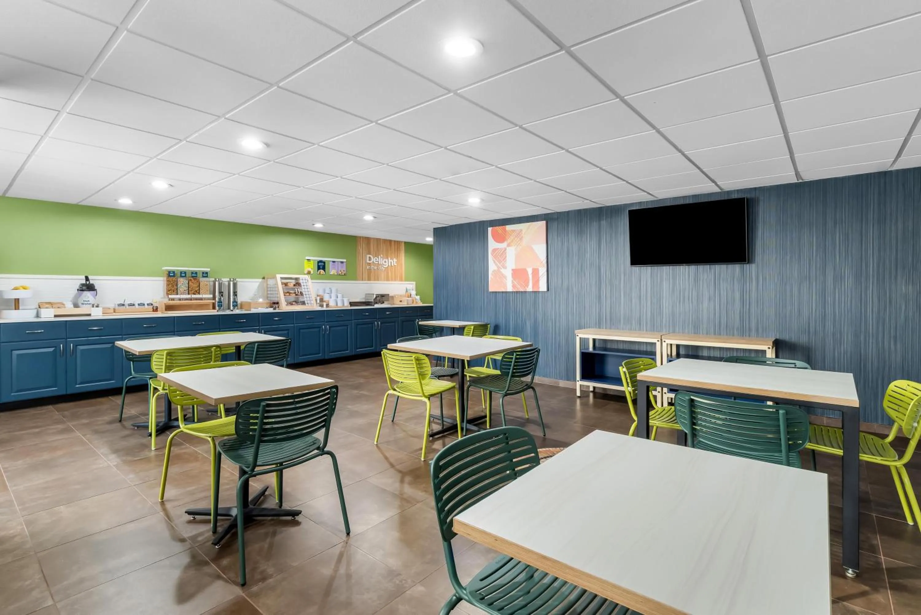 Breakfast in Spark by Hilton Kimball