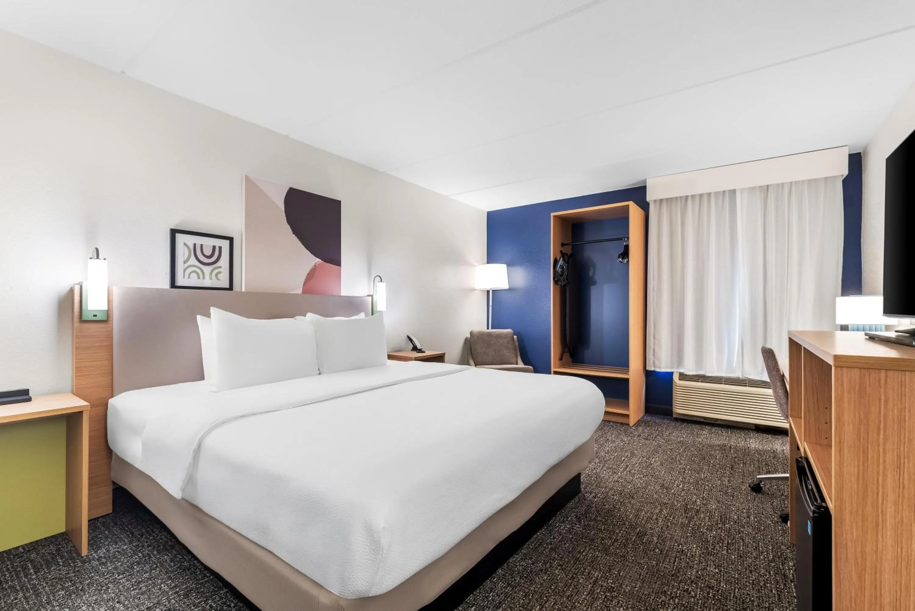 Bed in Spark by Hilton Kimball