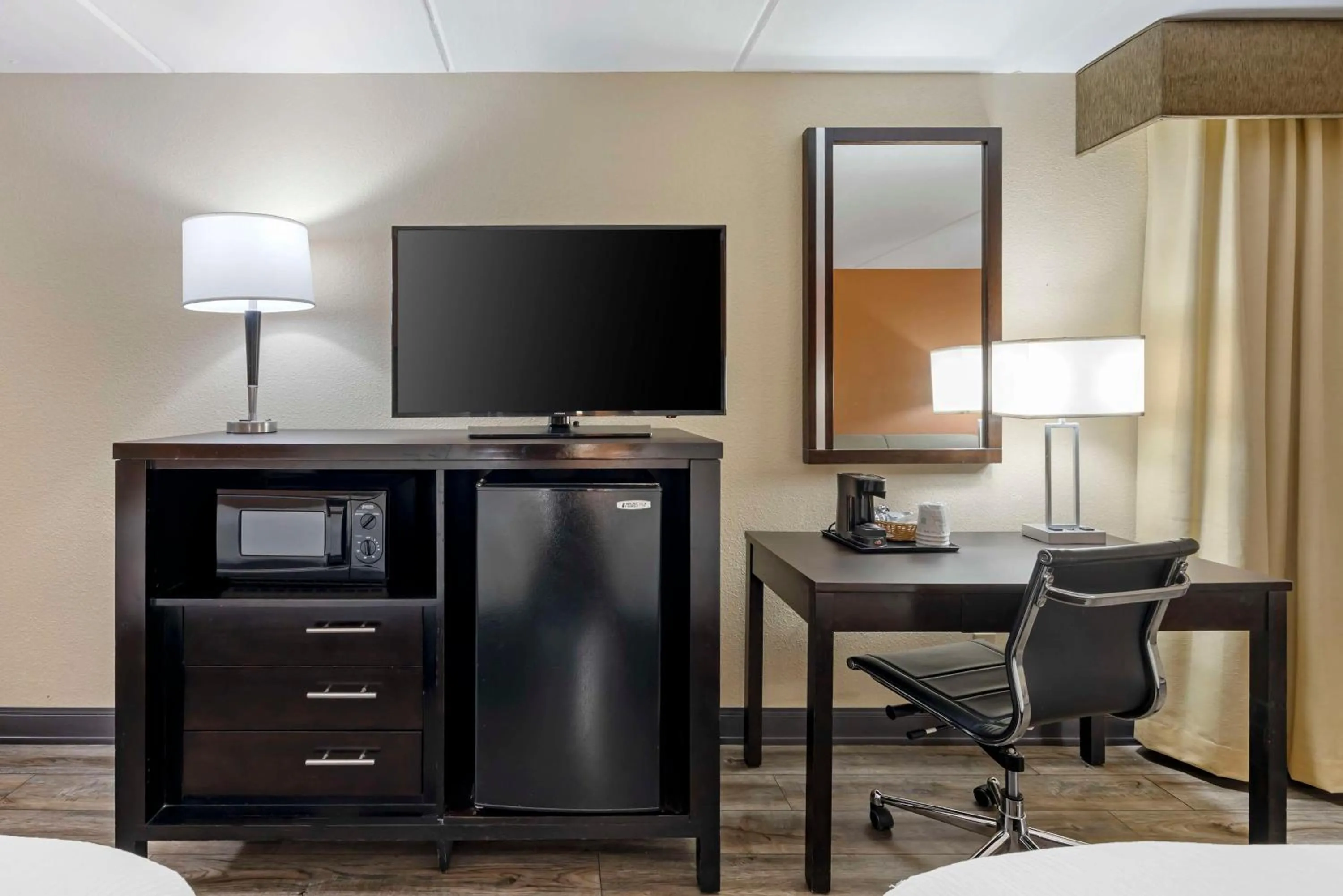 Bedroom in Best Western Kimball Inn