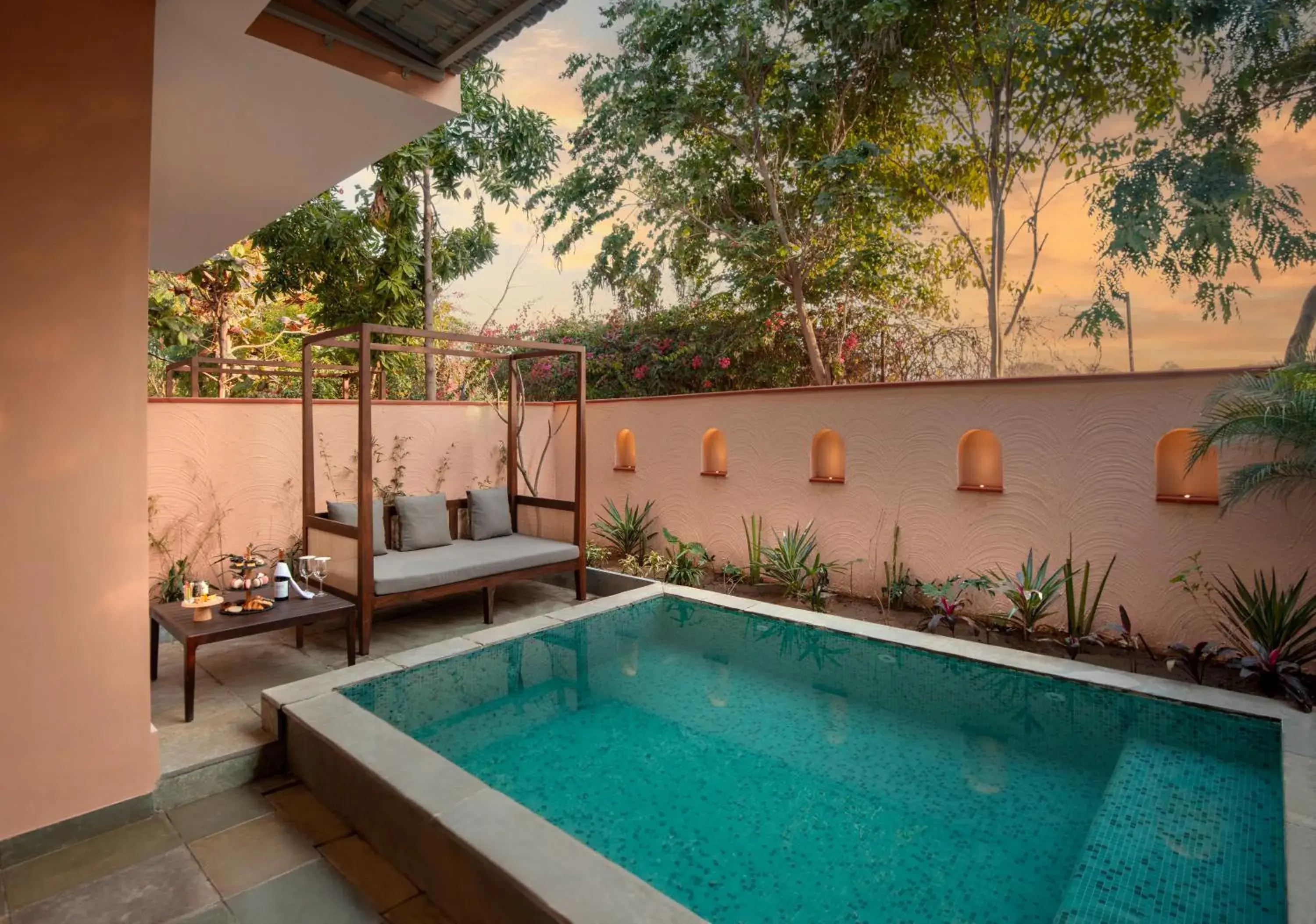 Luxury room Twin Bed with Plunge Pool - single occupancy in Taj Sawai,Ranthambore Luxury room Twin Bed with Plunge Pool - single occupancy in Taj Sawai,Ranthambore