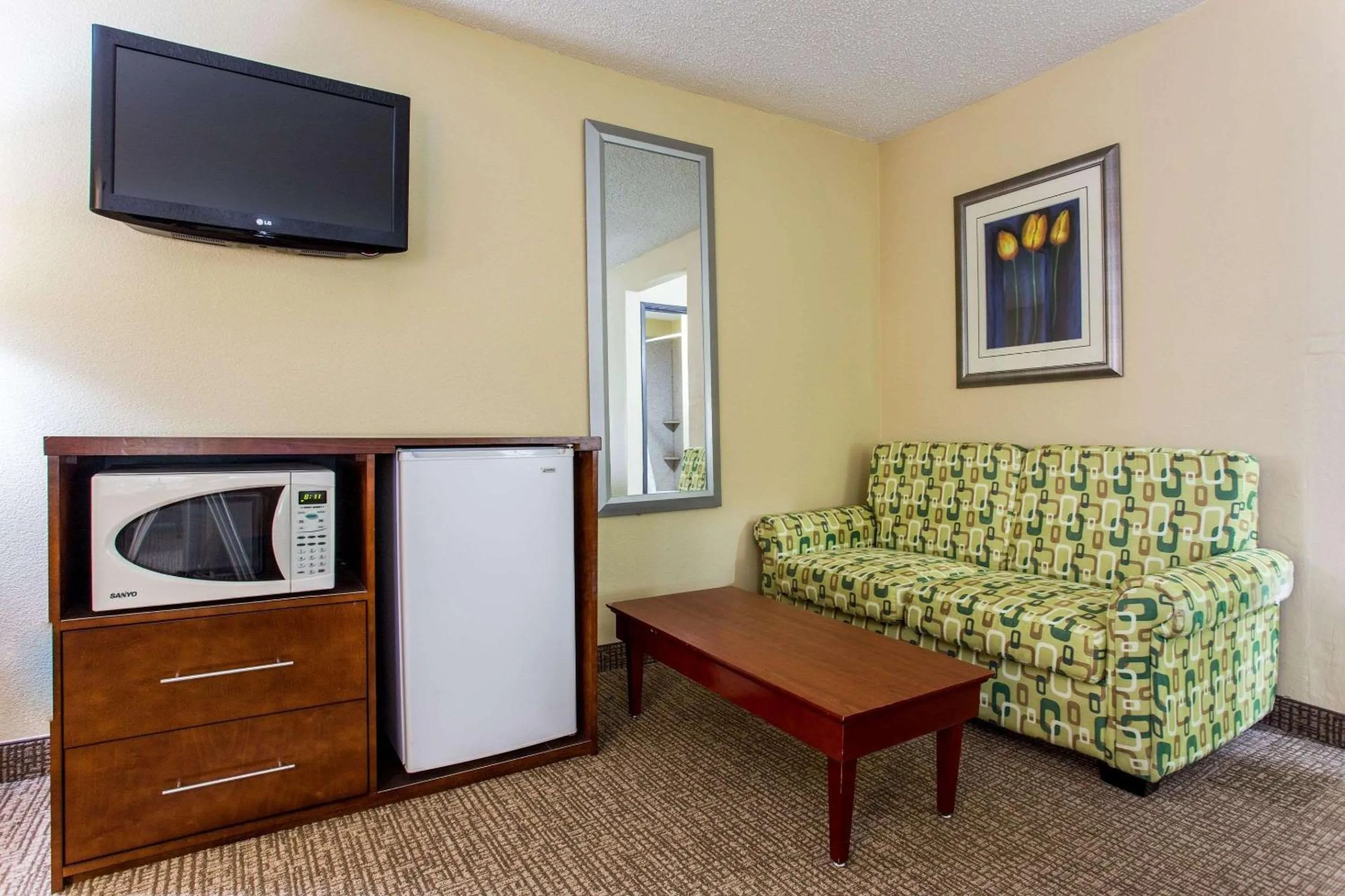 Photo of the whole room in Comfort Inn Columbia West