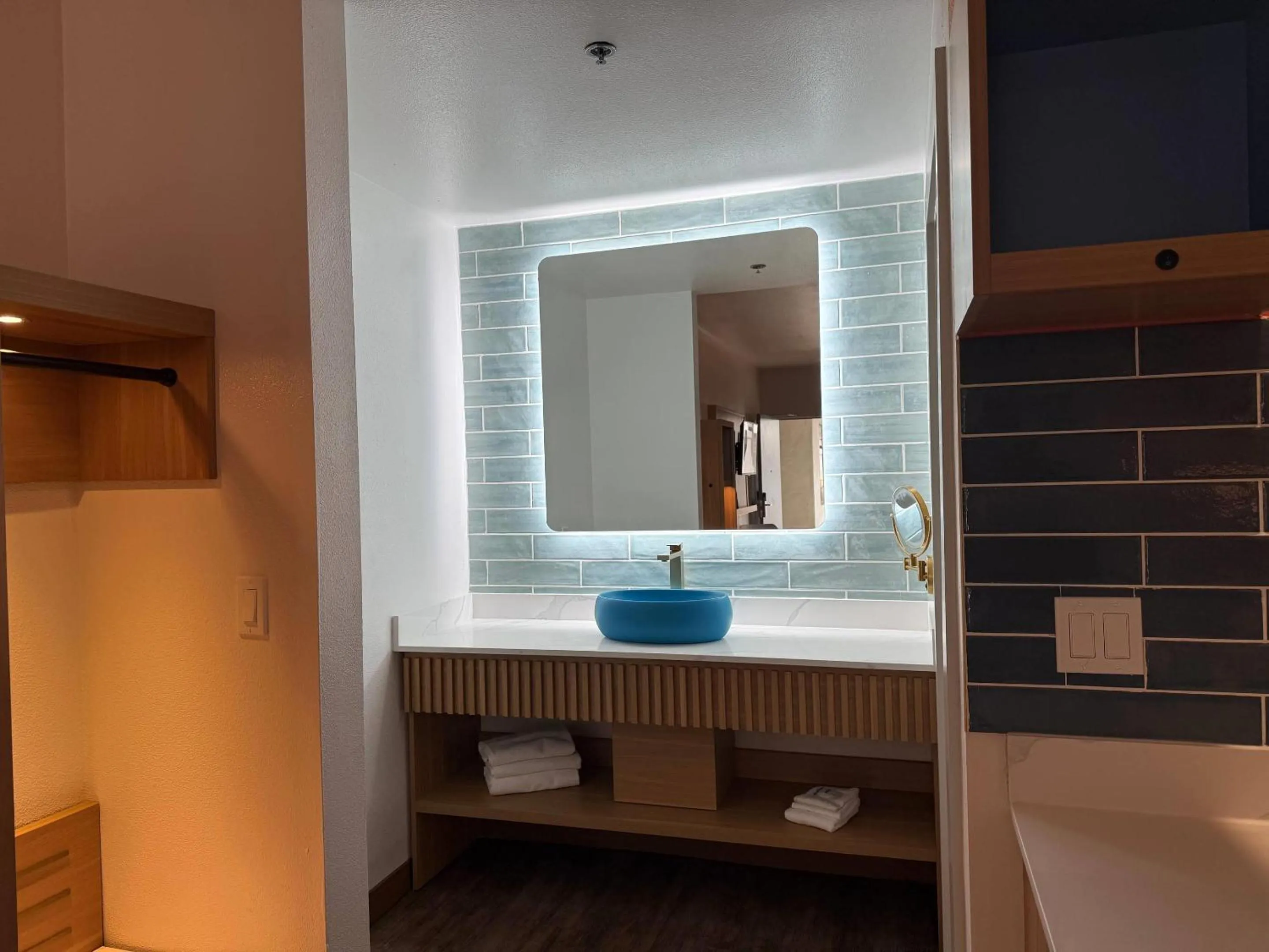 Bedroom in Rodeway Inn Encinitas North