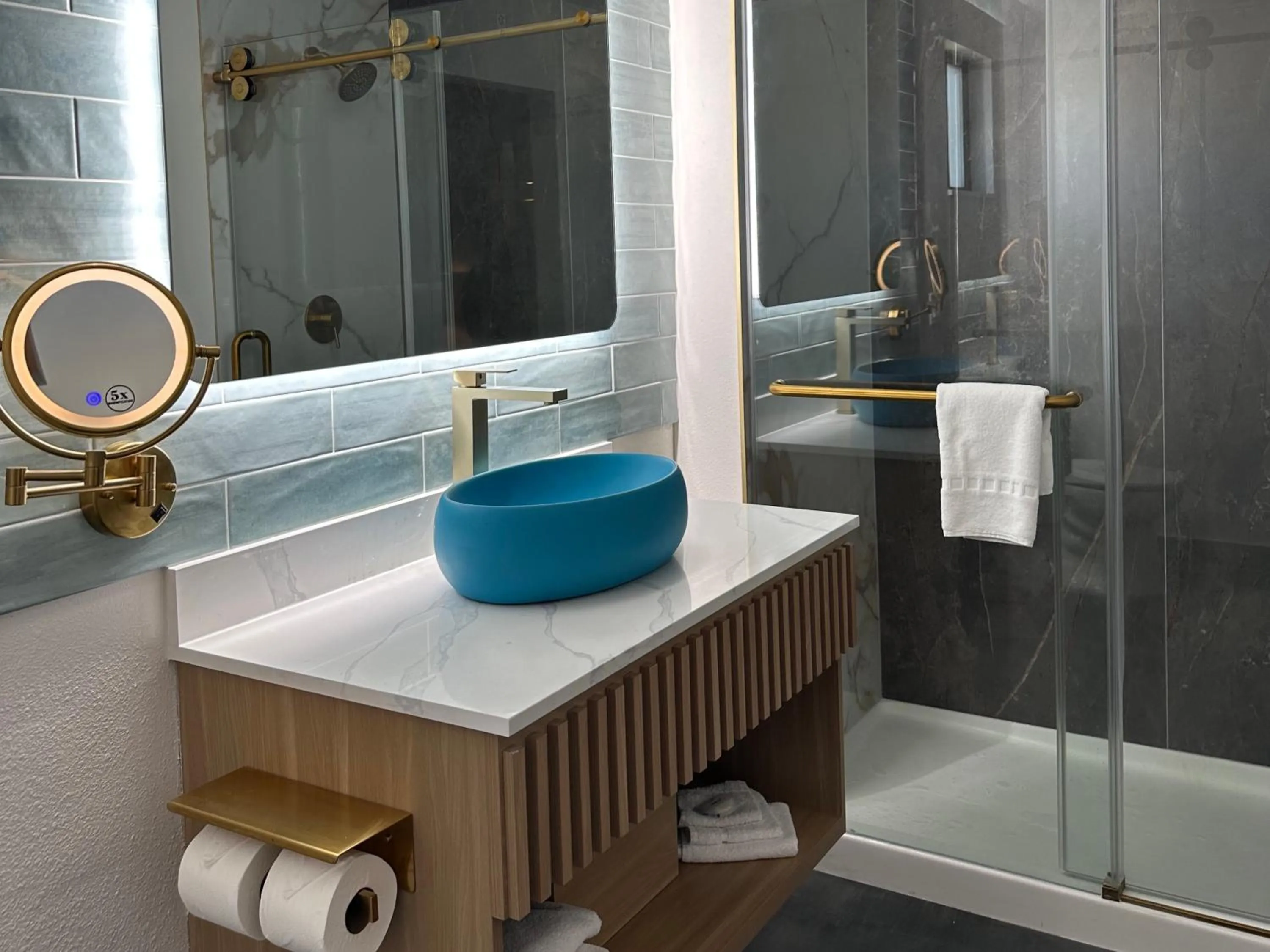 Bathroom in Rodeway Inn Encinitas North