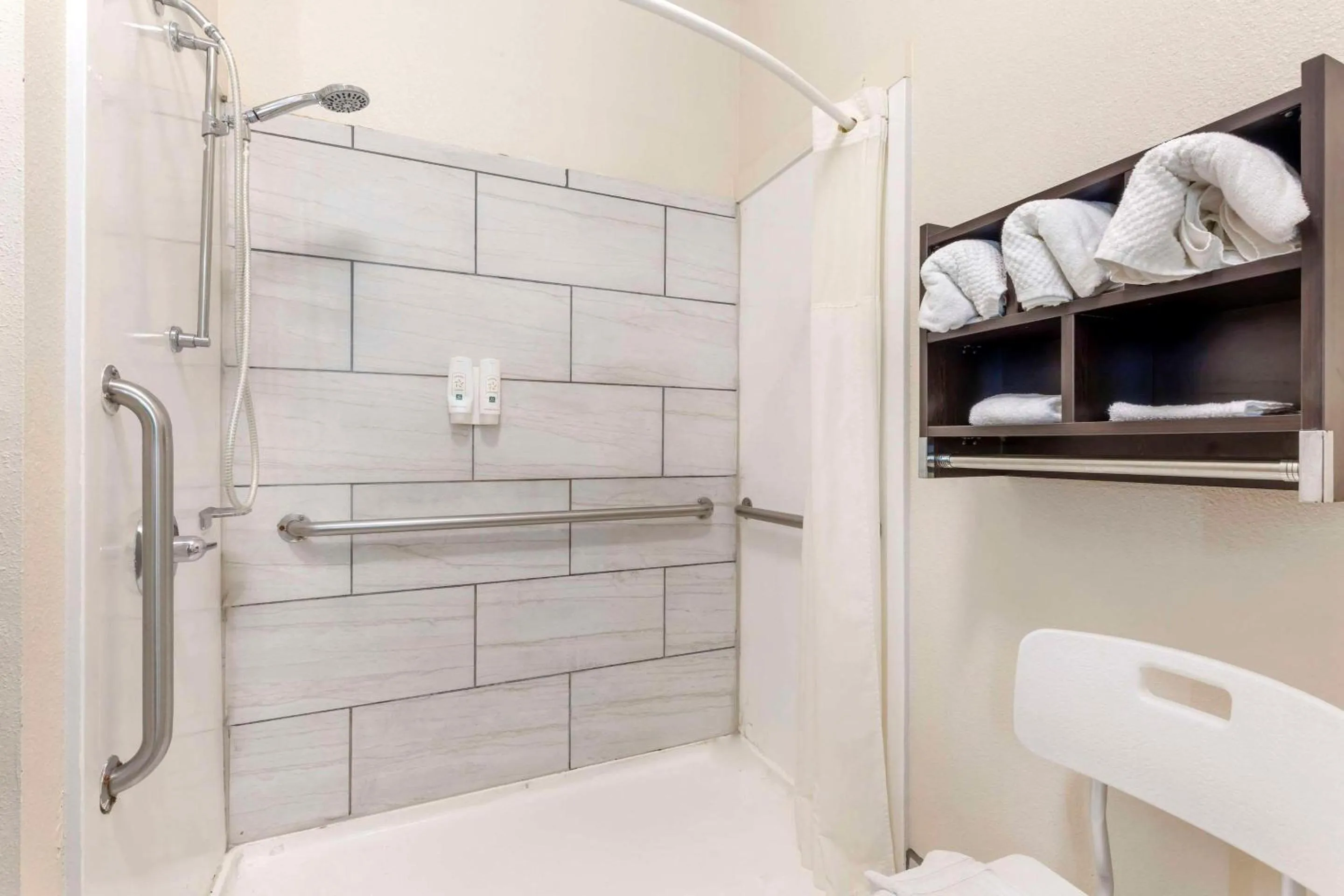 Bedroom in Quality Inn & Suites Wichita Falls I-44