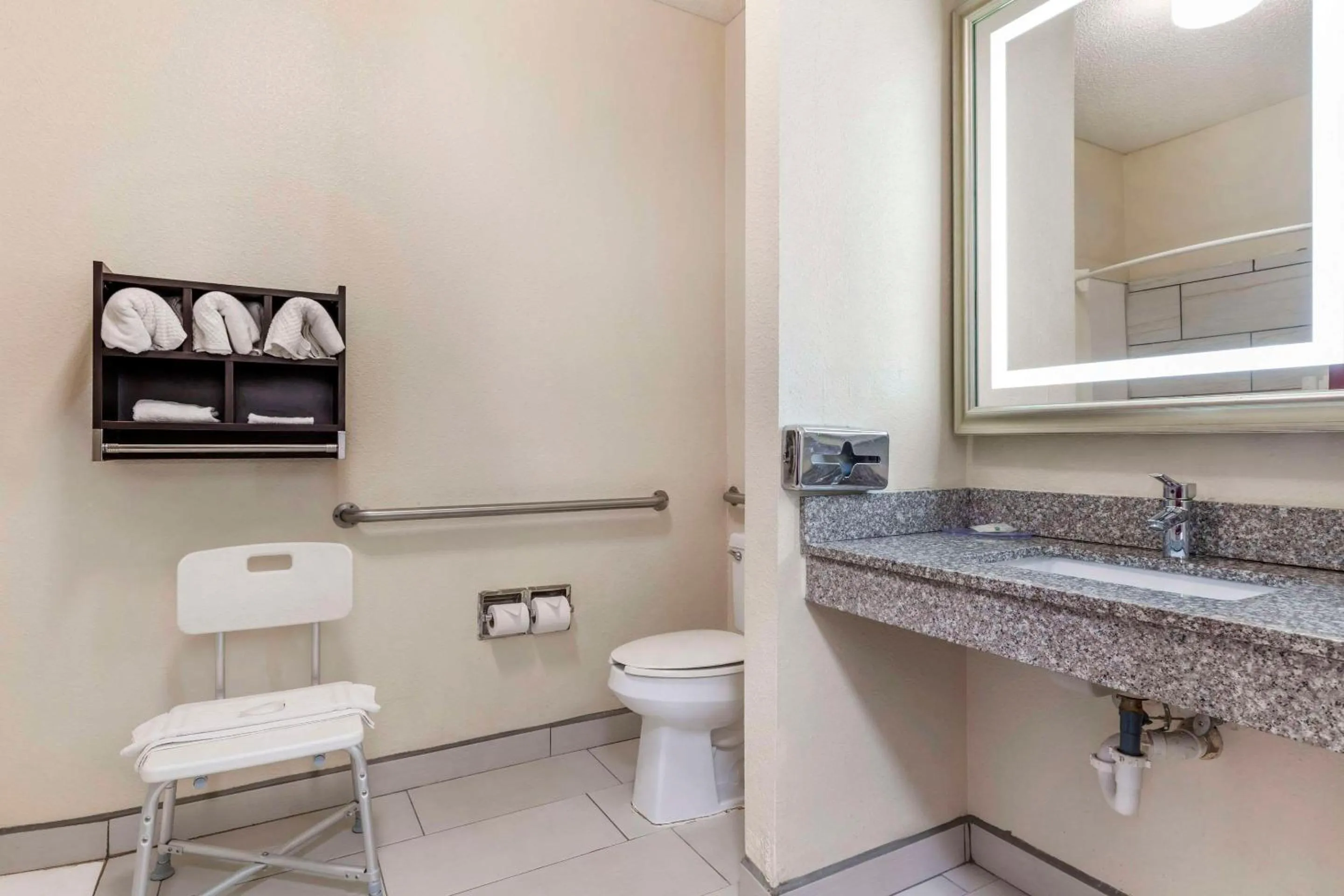 Bedroom in Quality Inn & Suites Wichita Falls I-44