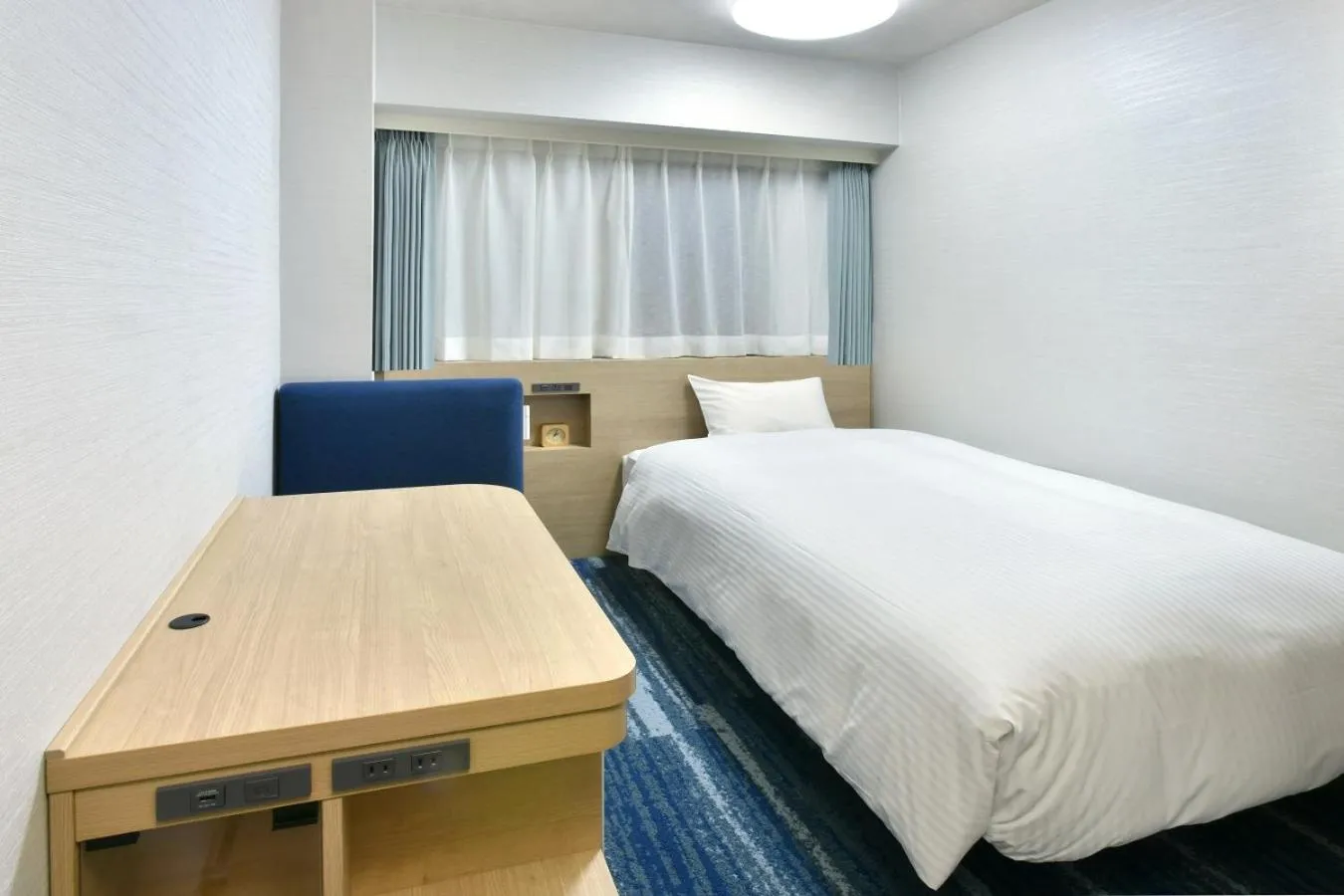 Bed in Nagoya Sakae Washington Hotel Plaza