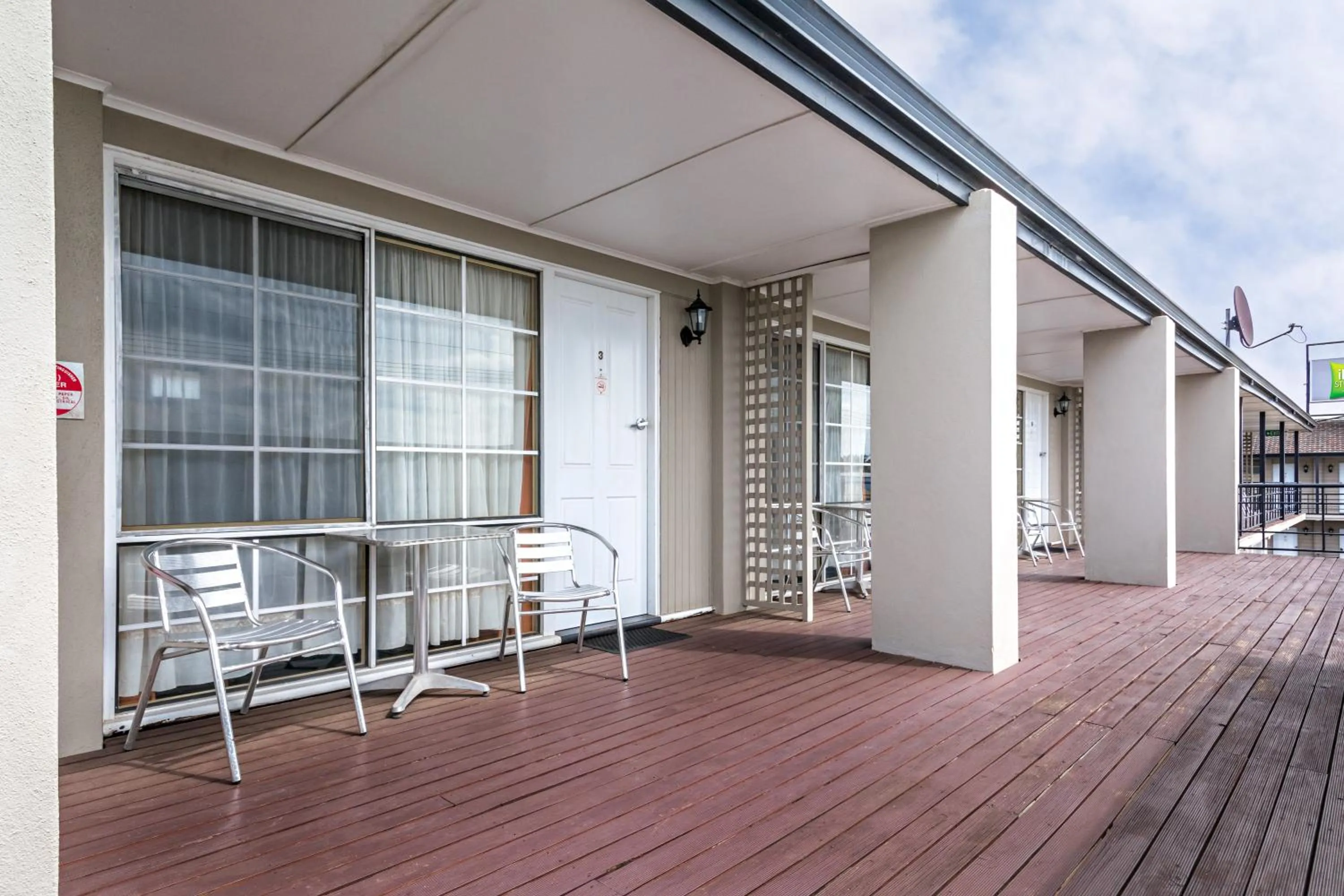 Balcony/Terrace in ibis Styles Albany