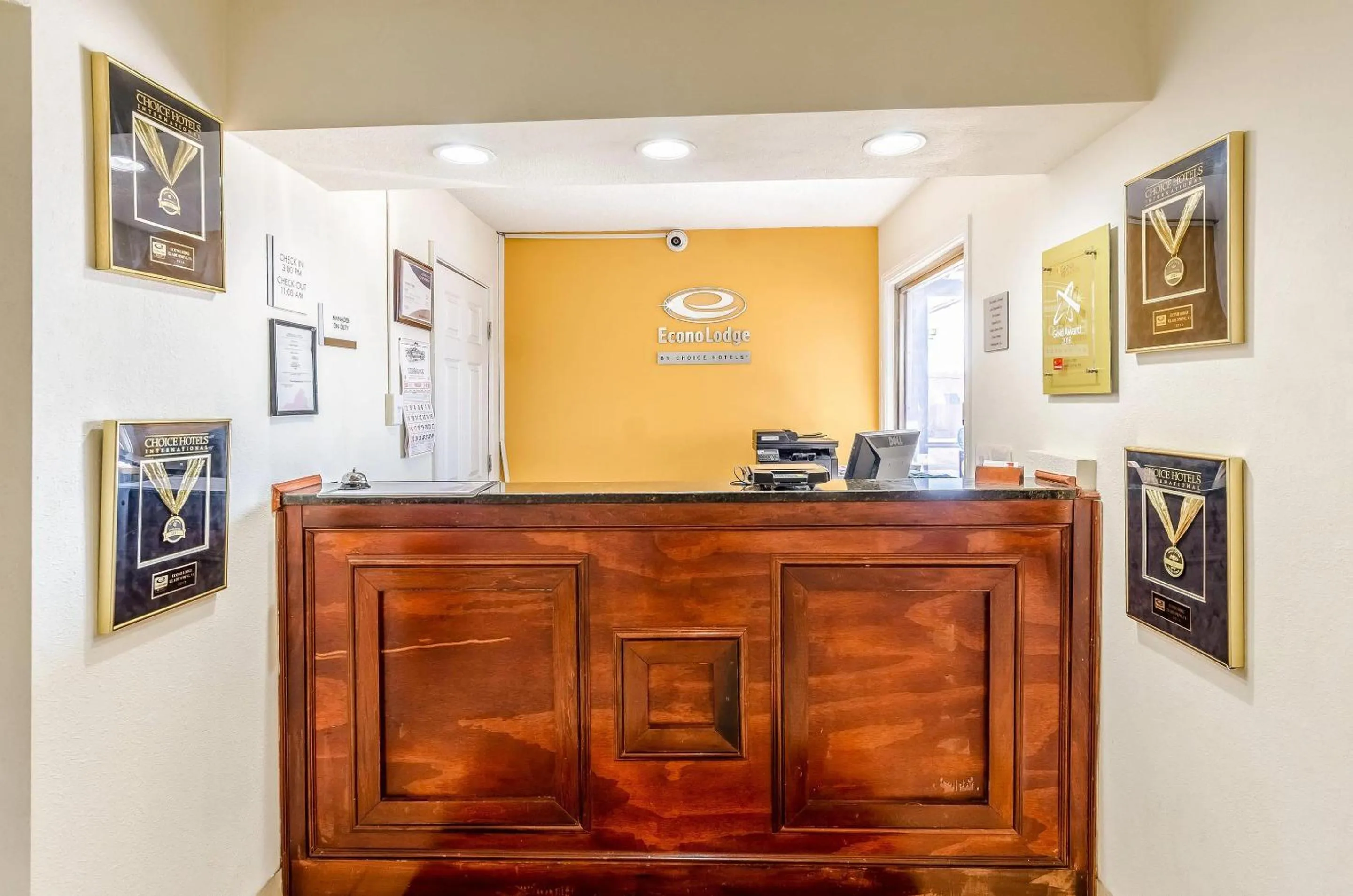 Lobby or reception in Econo Lodge Glade Springs I-81