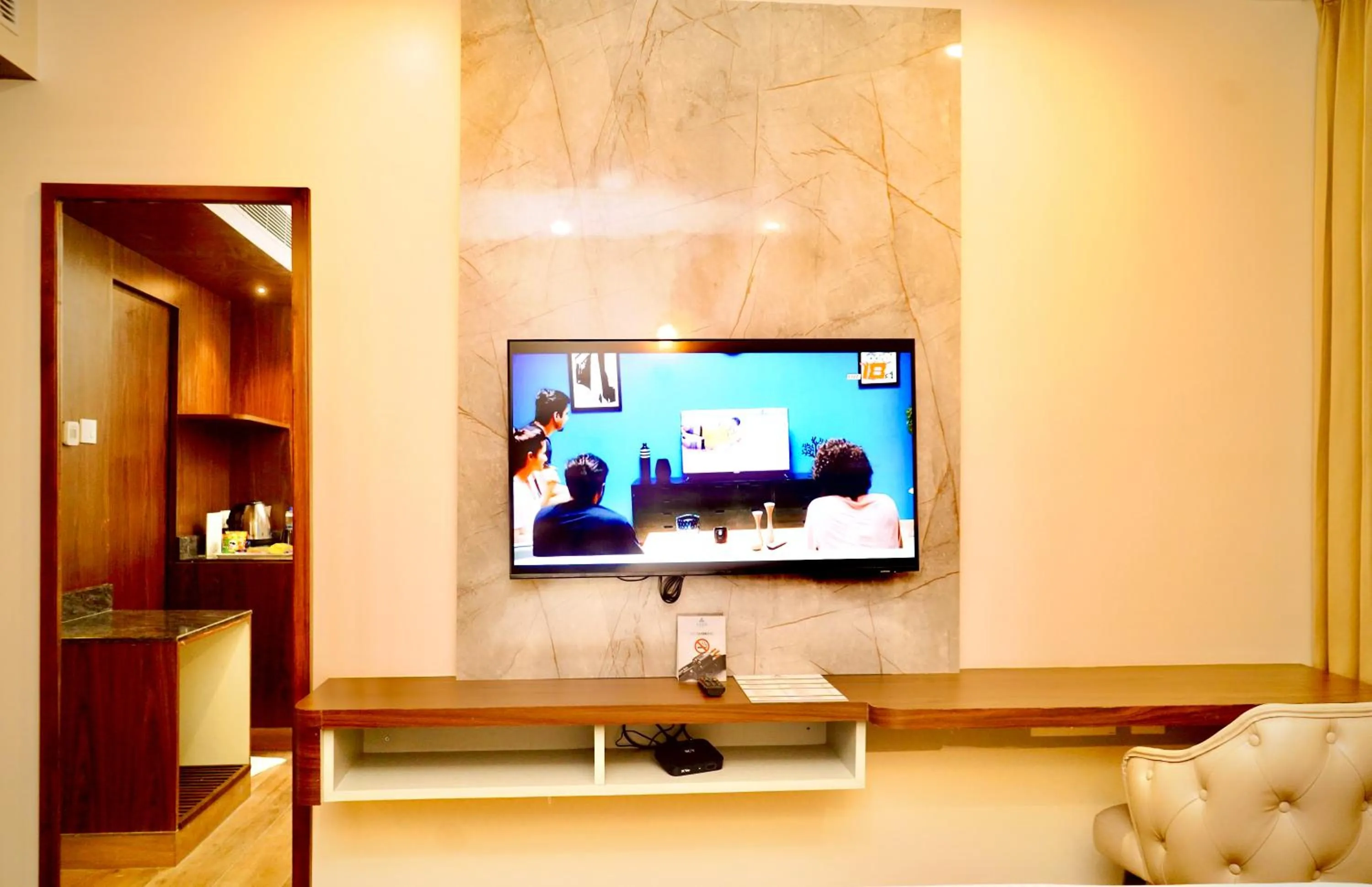 TV and multimedia in Jaag Hotel