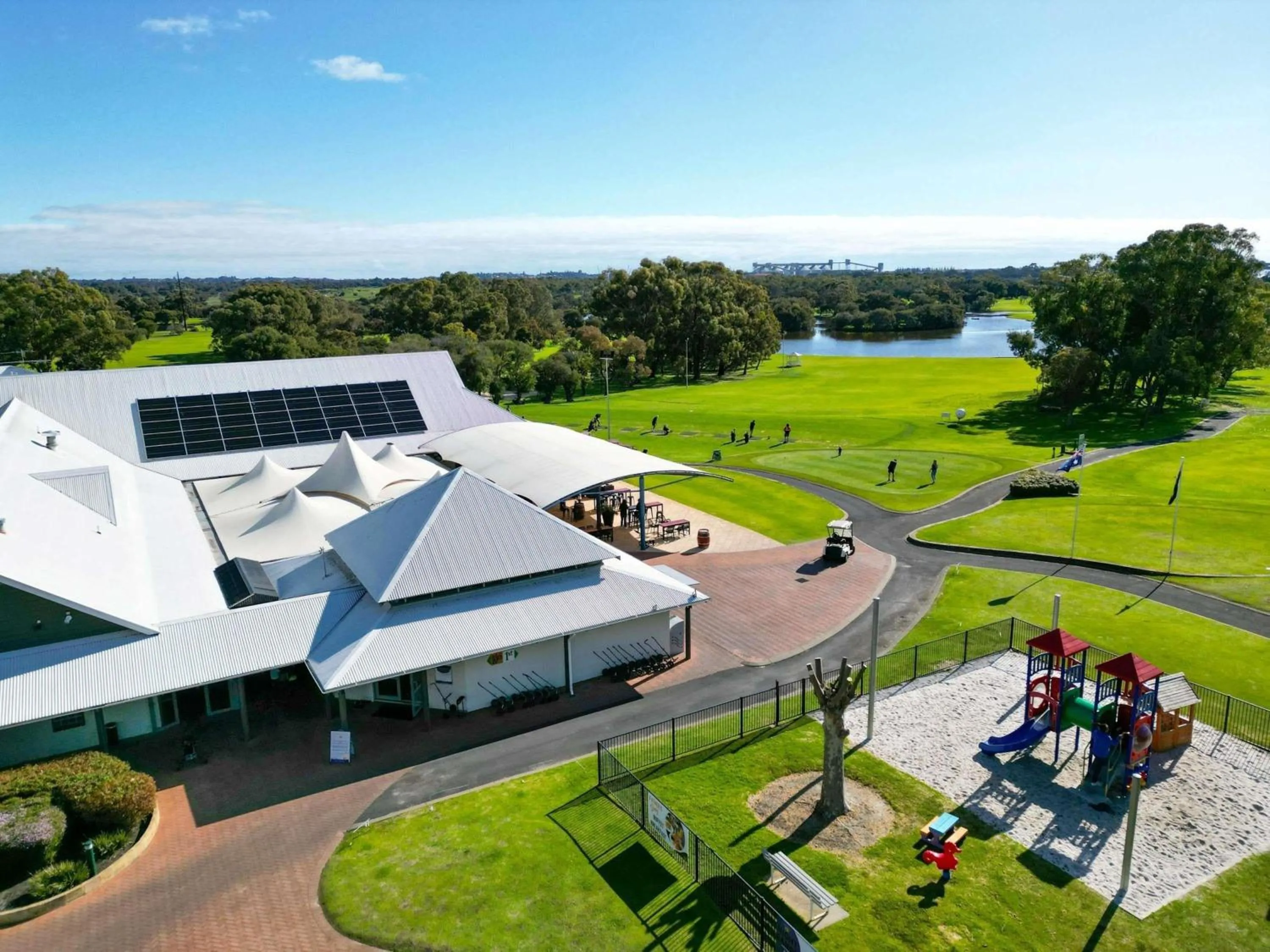 Restaurant/places to eat in Mercure Bunbury Sanctuary Golf Resort
