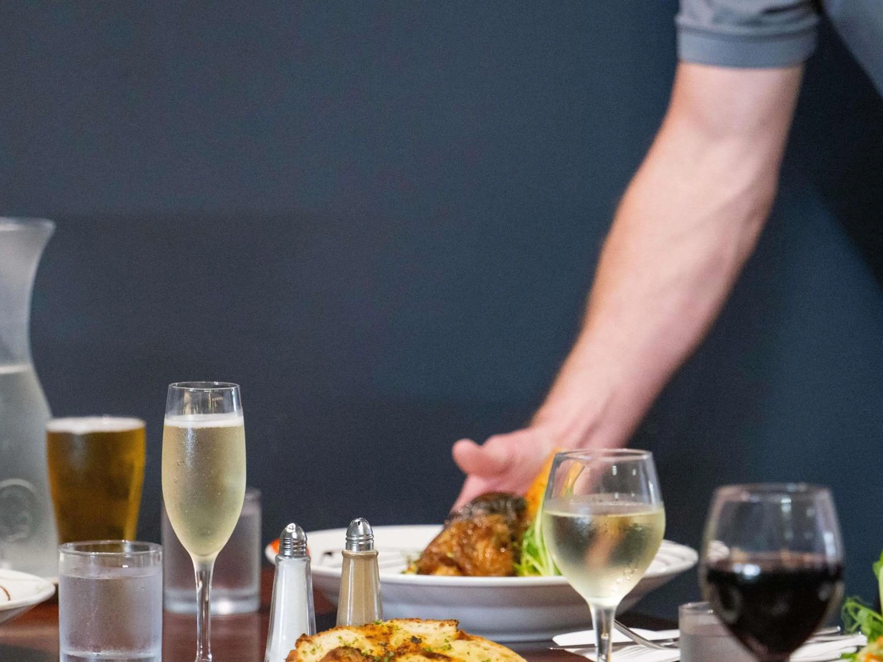 Restaurant/places to eat in Mercure Bunbury Sanctuary Golf Resort