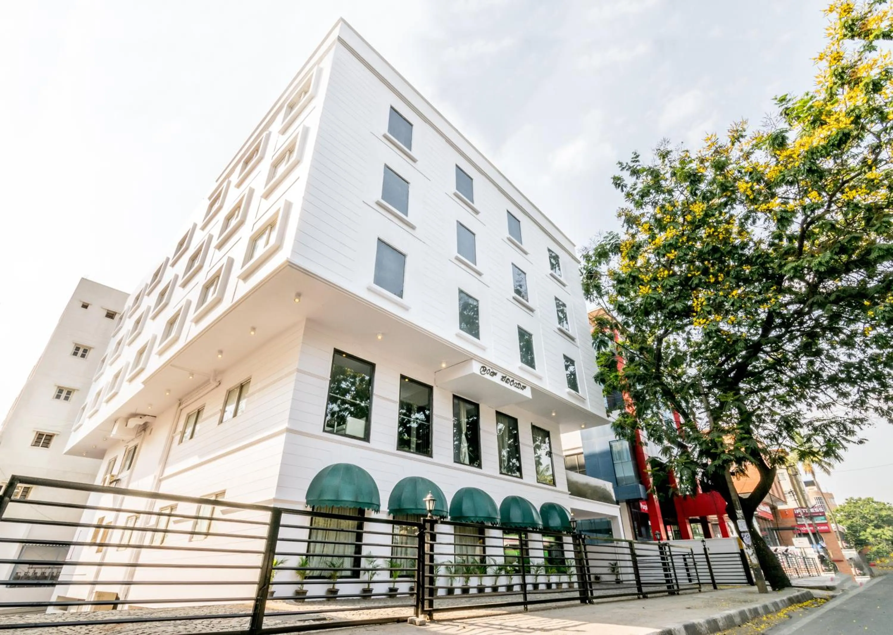 Facade/entrance in Octave Hotel - Double Road