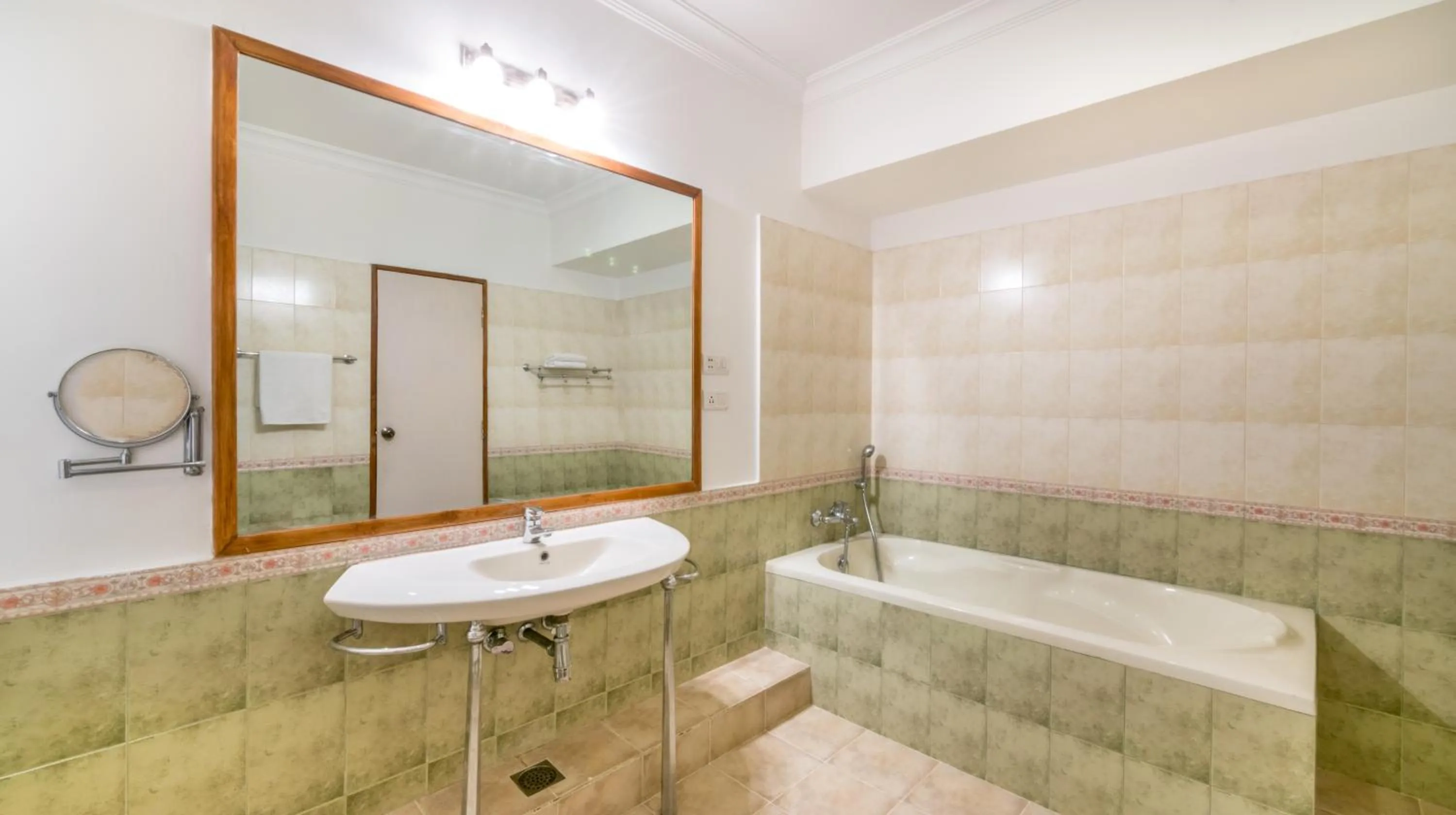 Bathroom in Octave Hotel - Double Road