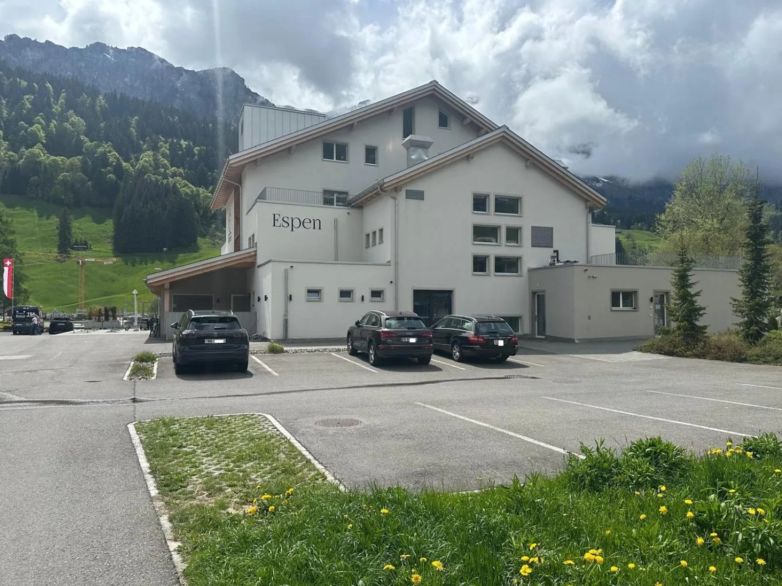 Parking in Hotel Espen