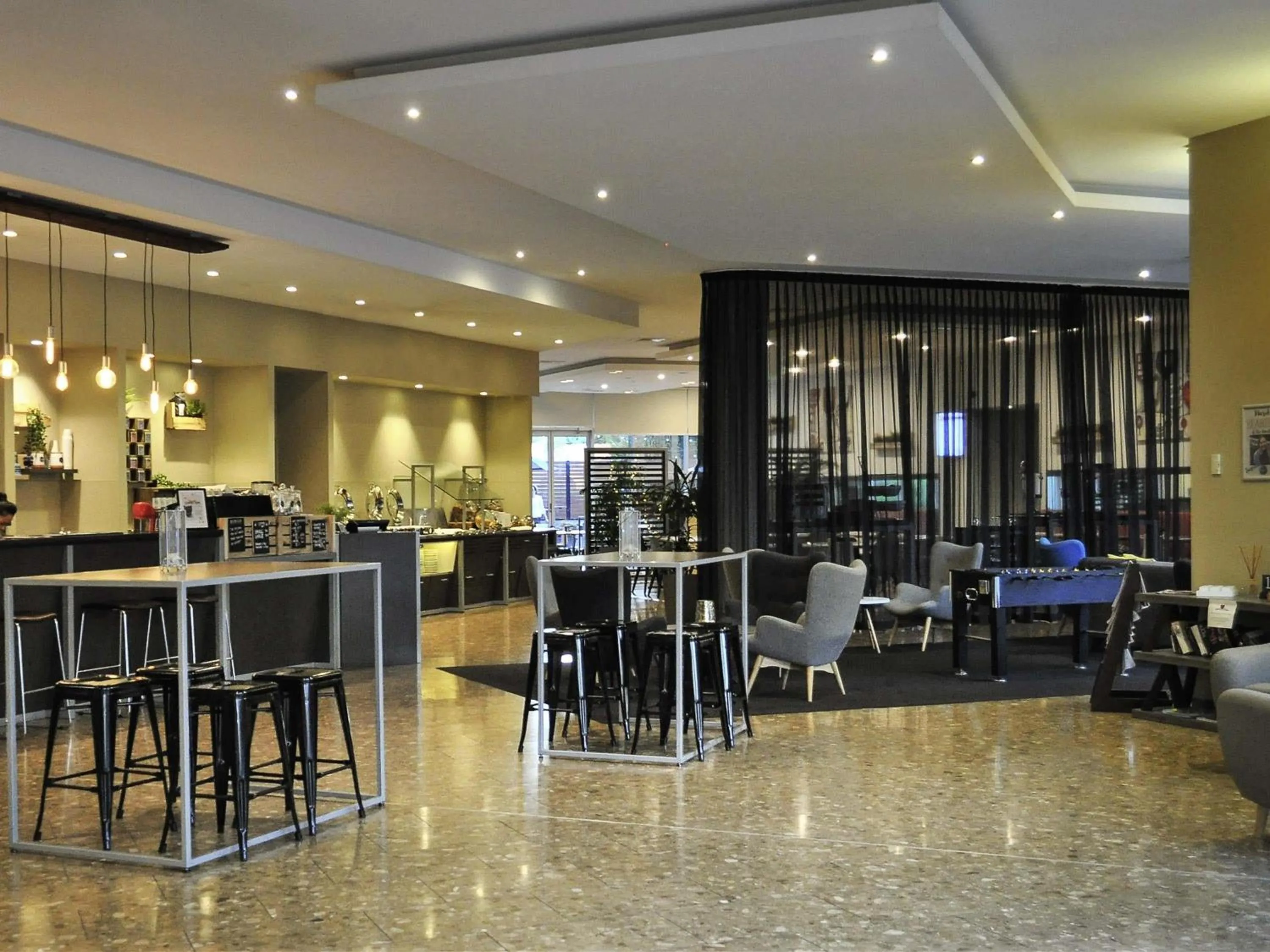 Lounge or bar in ibis Melbourne - Glen Waverley