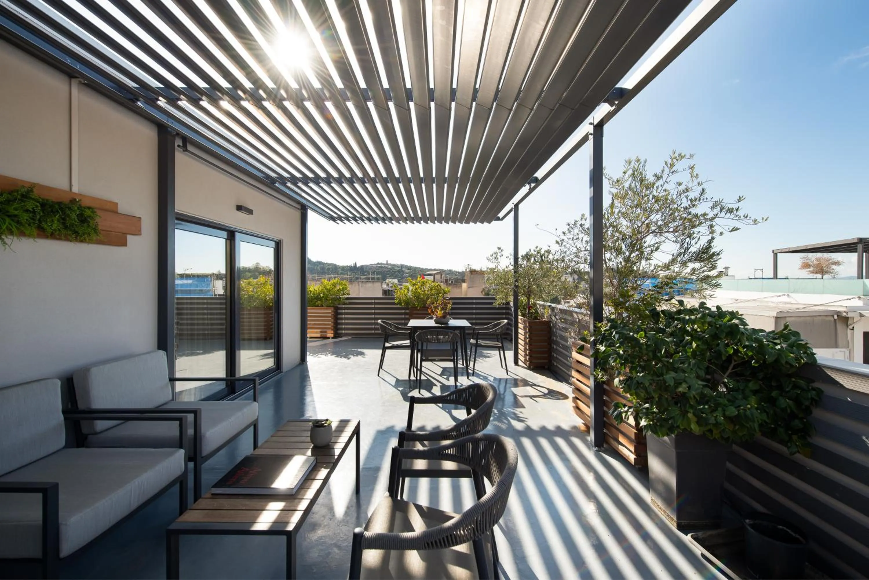 Patio in Urban Nest - Suites & Apartments
