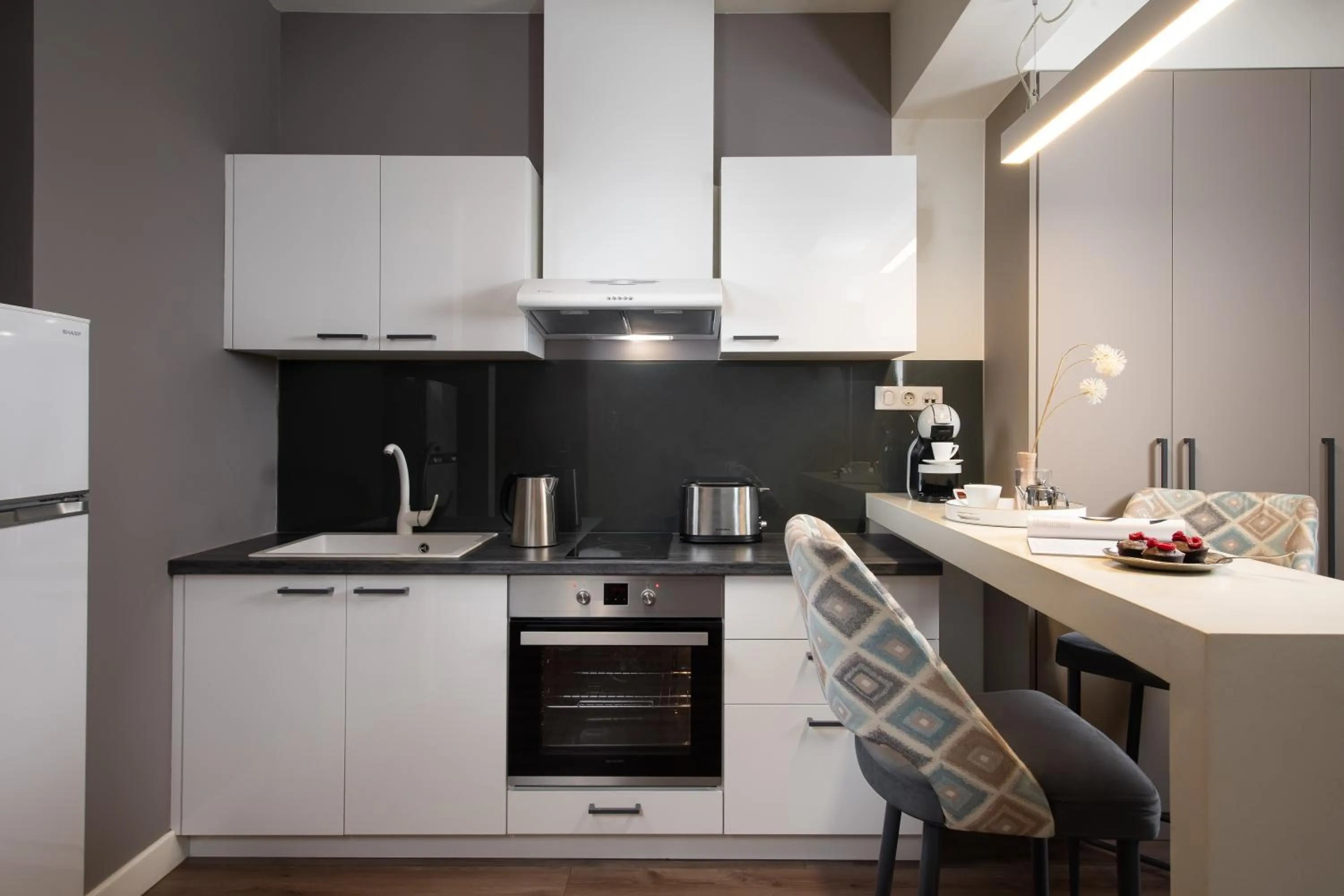 Coffee/tea facilities in Urban Nest - Suites & Apartments