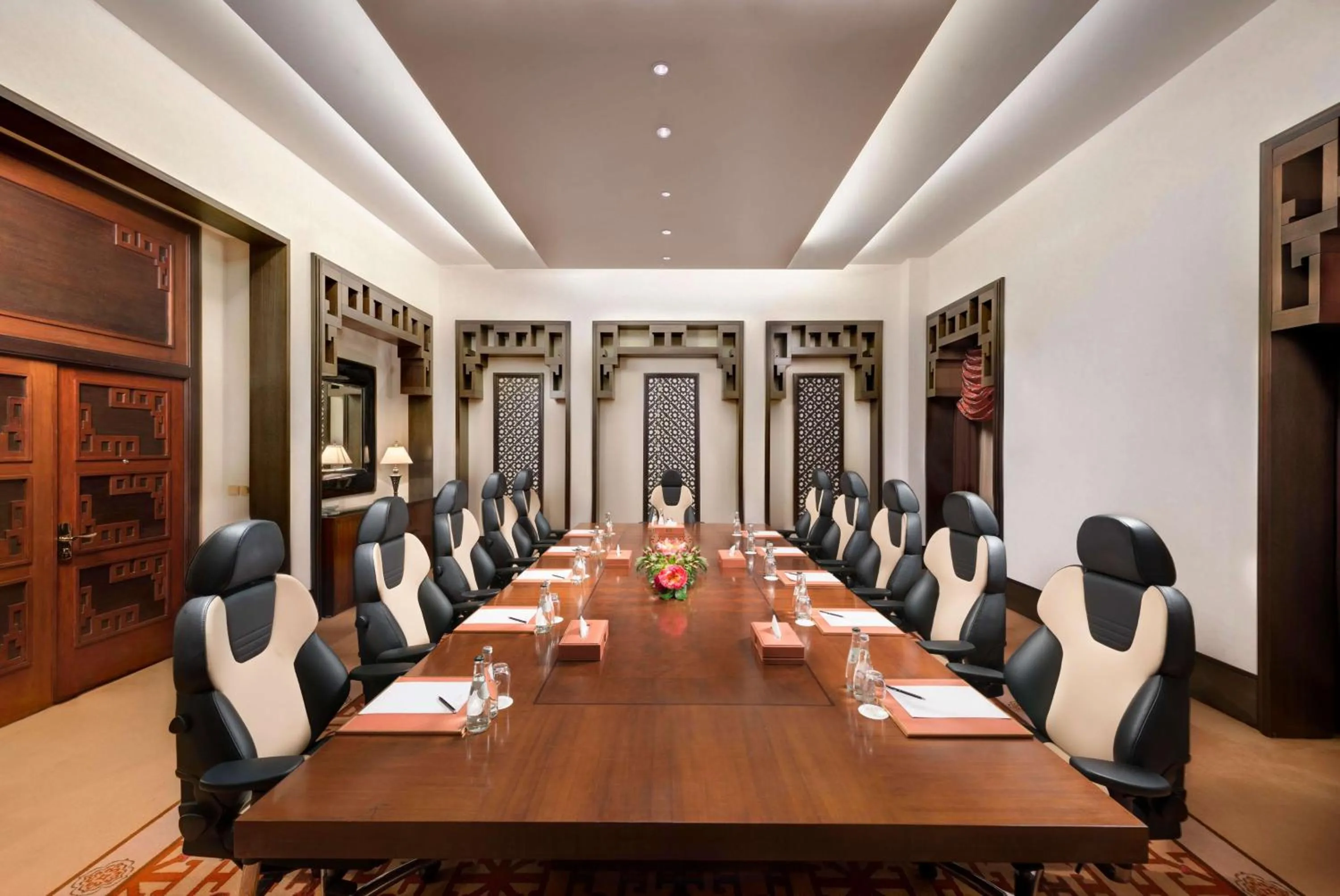 Meeting/conference room in Waldorf Astoria Jeddah - Qasr Al Sharq