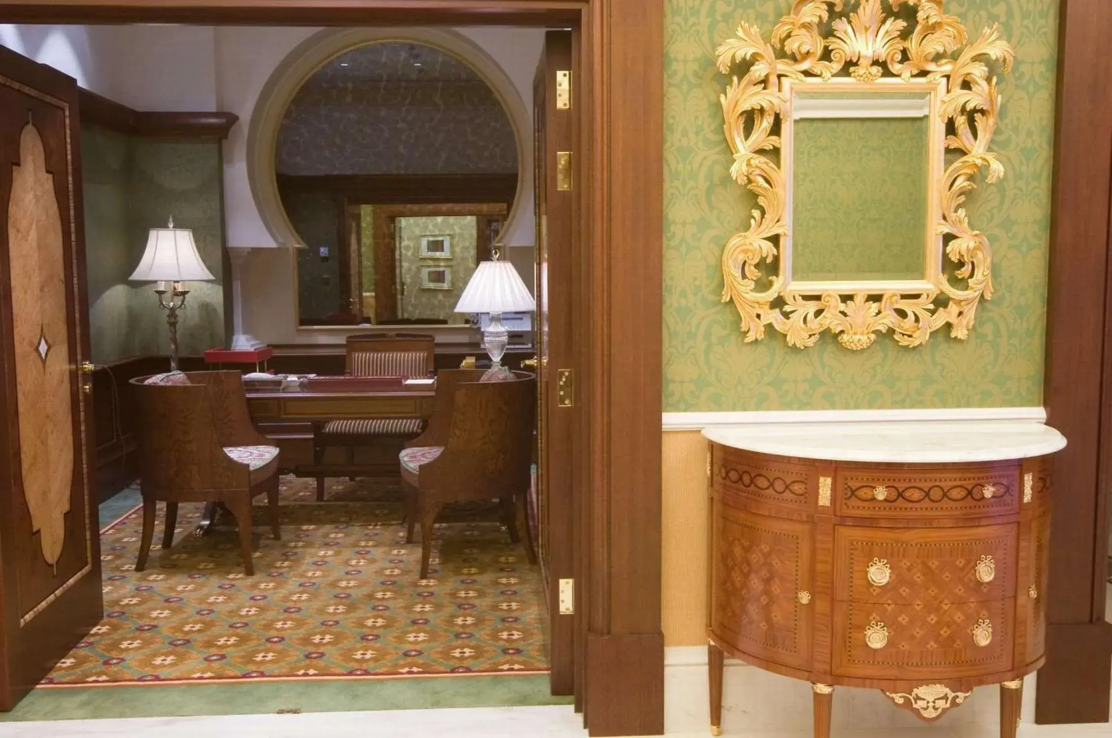 Royal Suite in Waldorf Astoria Jeddah - Qasr Al Sharq Royal Suite in Waldorf Astoria Jeddah - Qasr Al Sharq