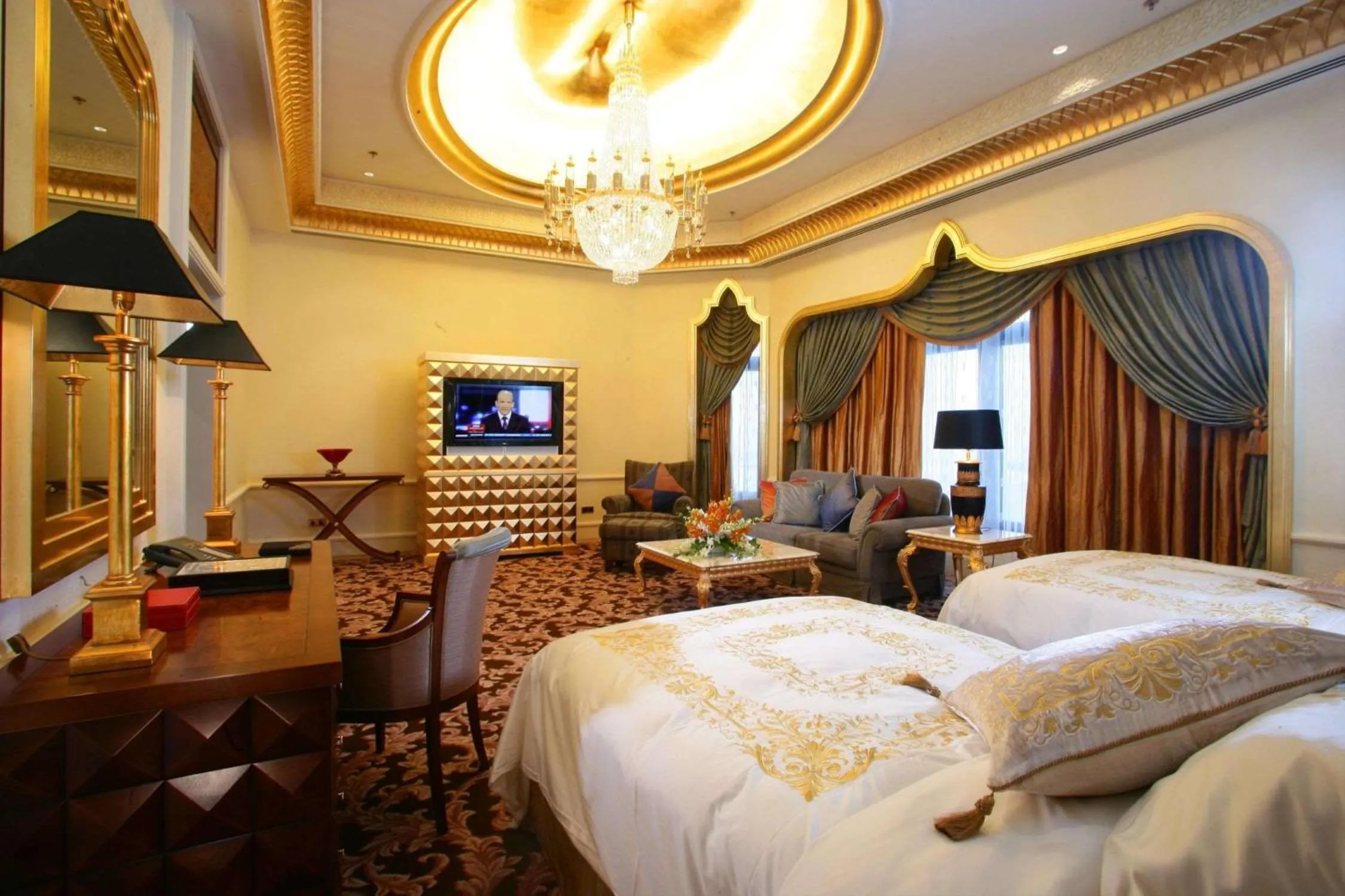 Bed in Waldorf Astoria Jeddah - Qasr Al Sharq