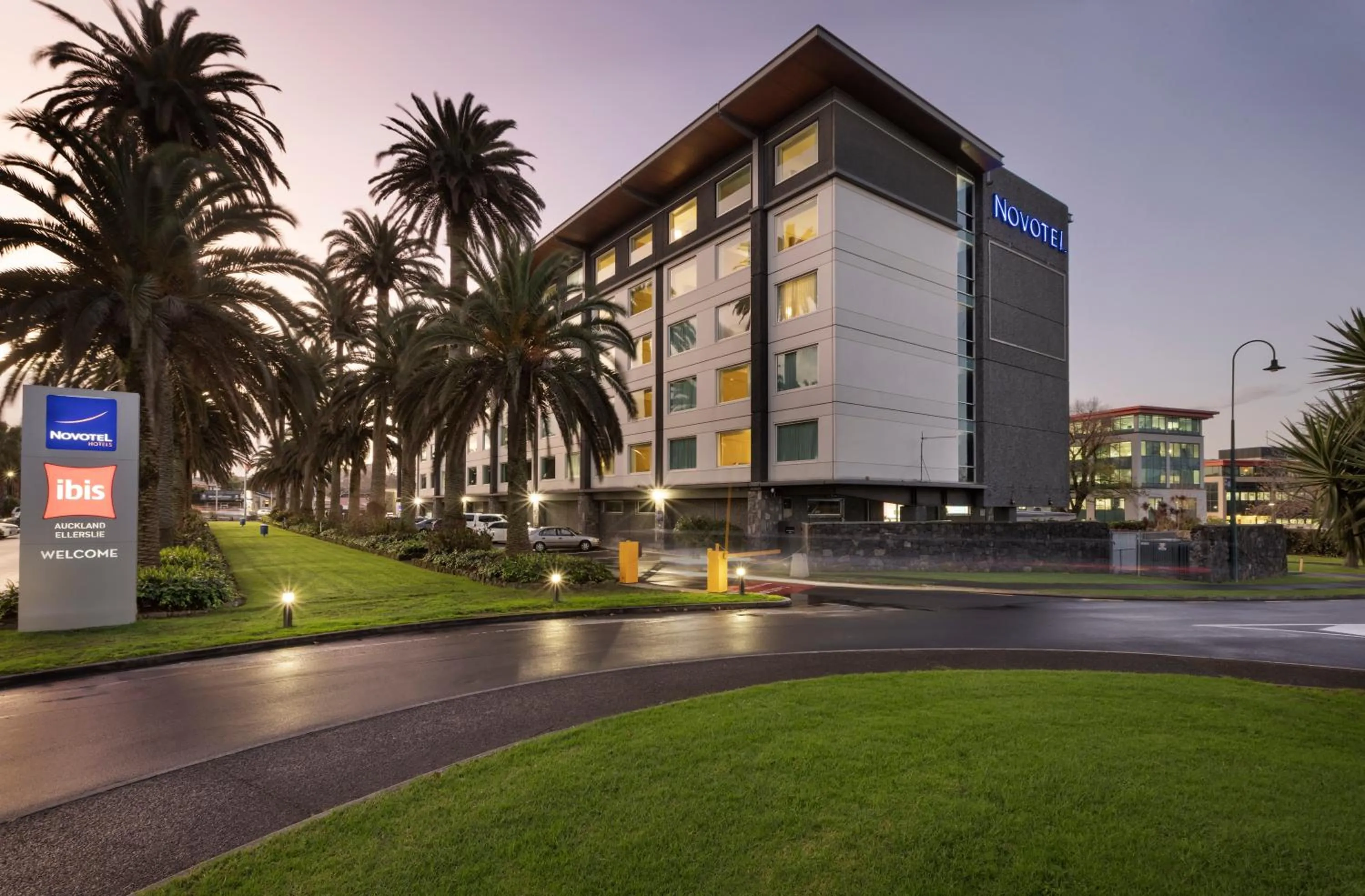 Property building in ibis Auckland Ellerslie