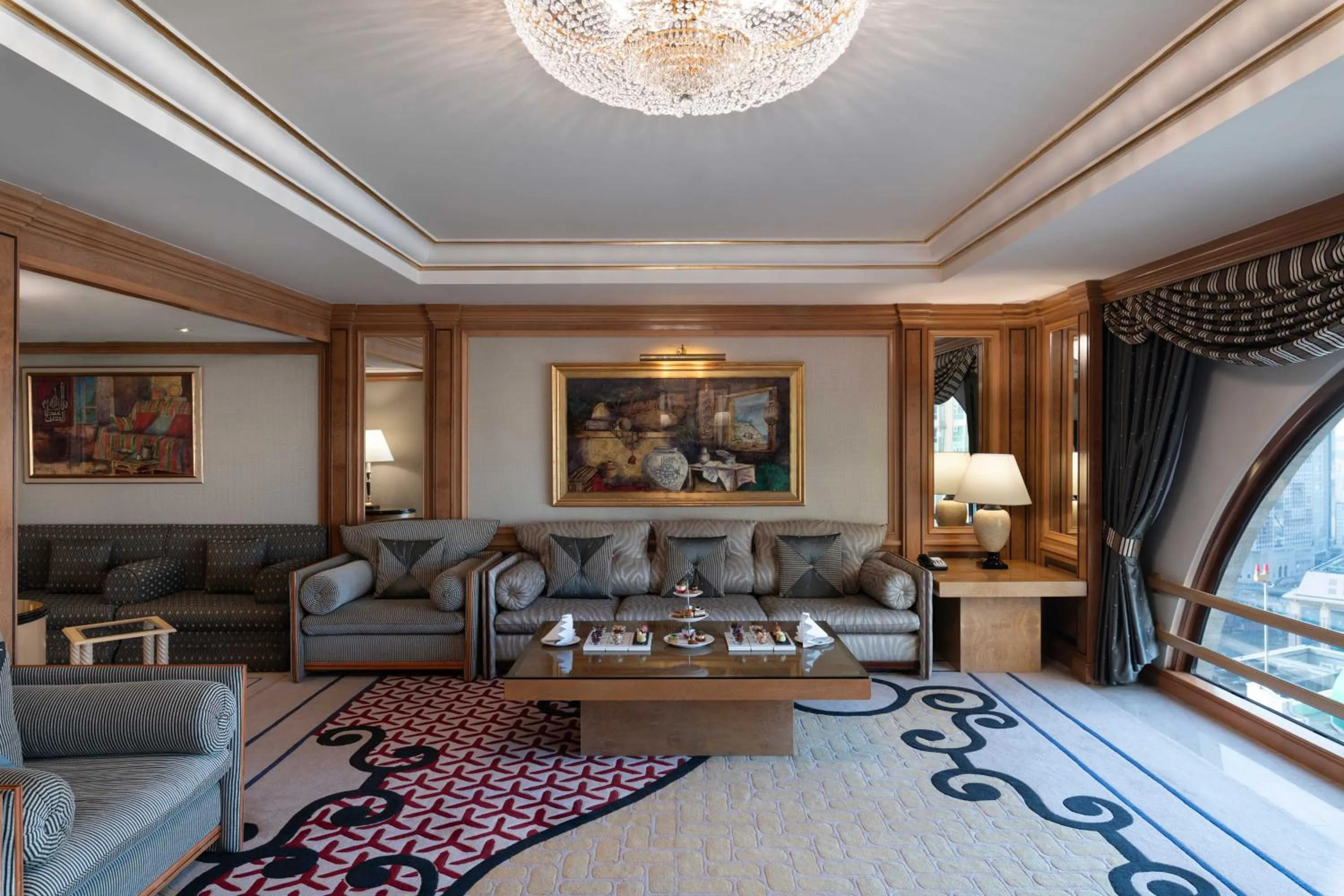 Living room in Makkah Hotel