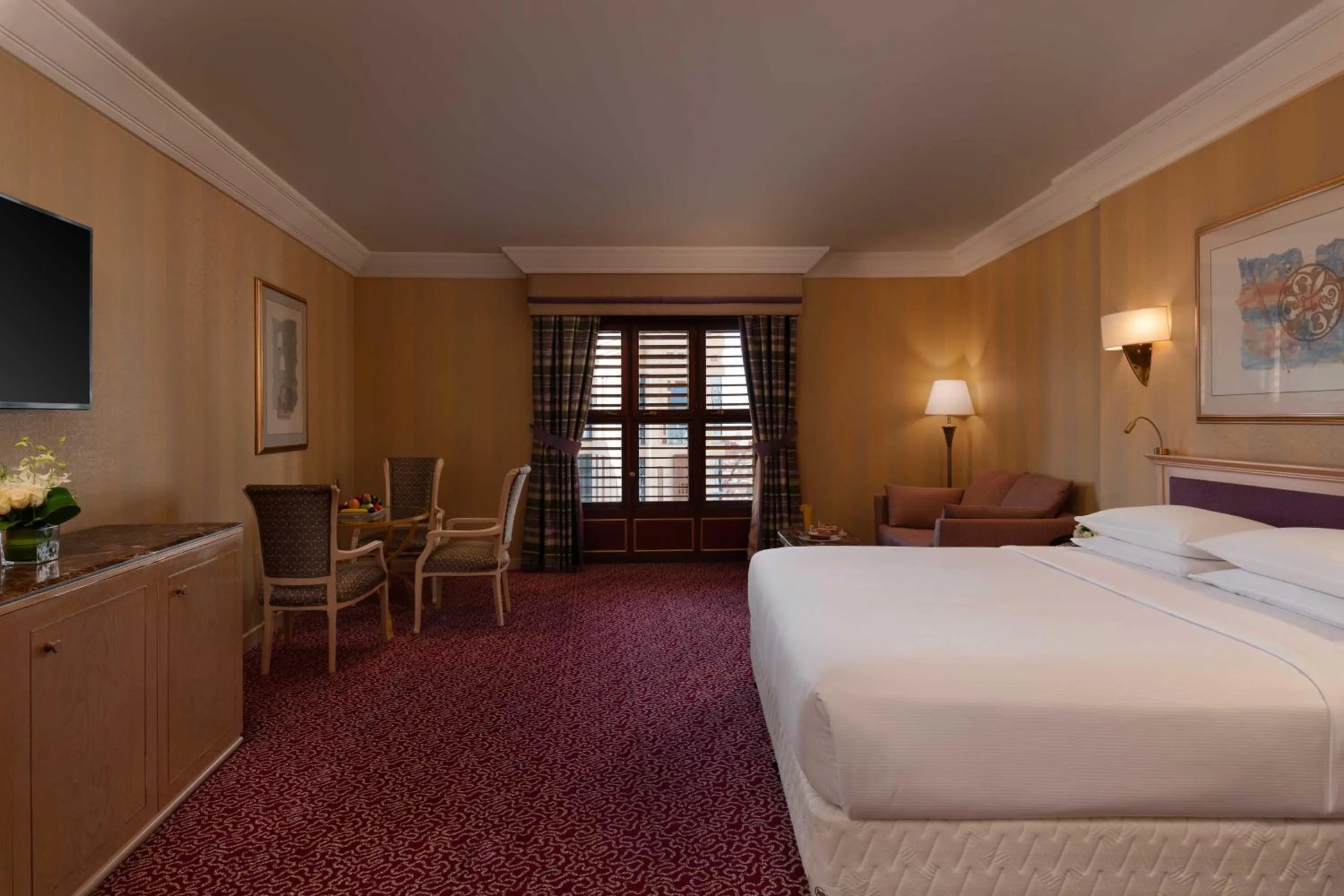 Photo of the whole room, Bed in Makkah Hotel