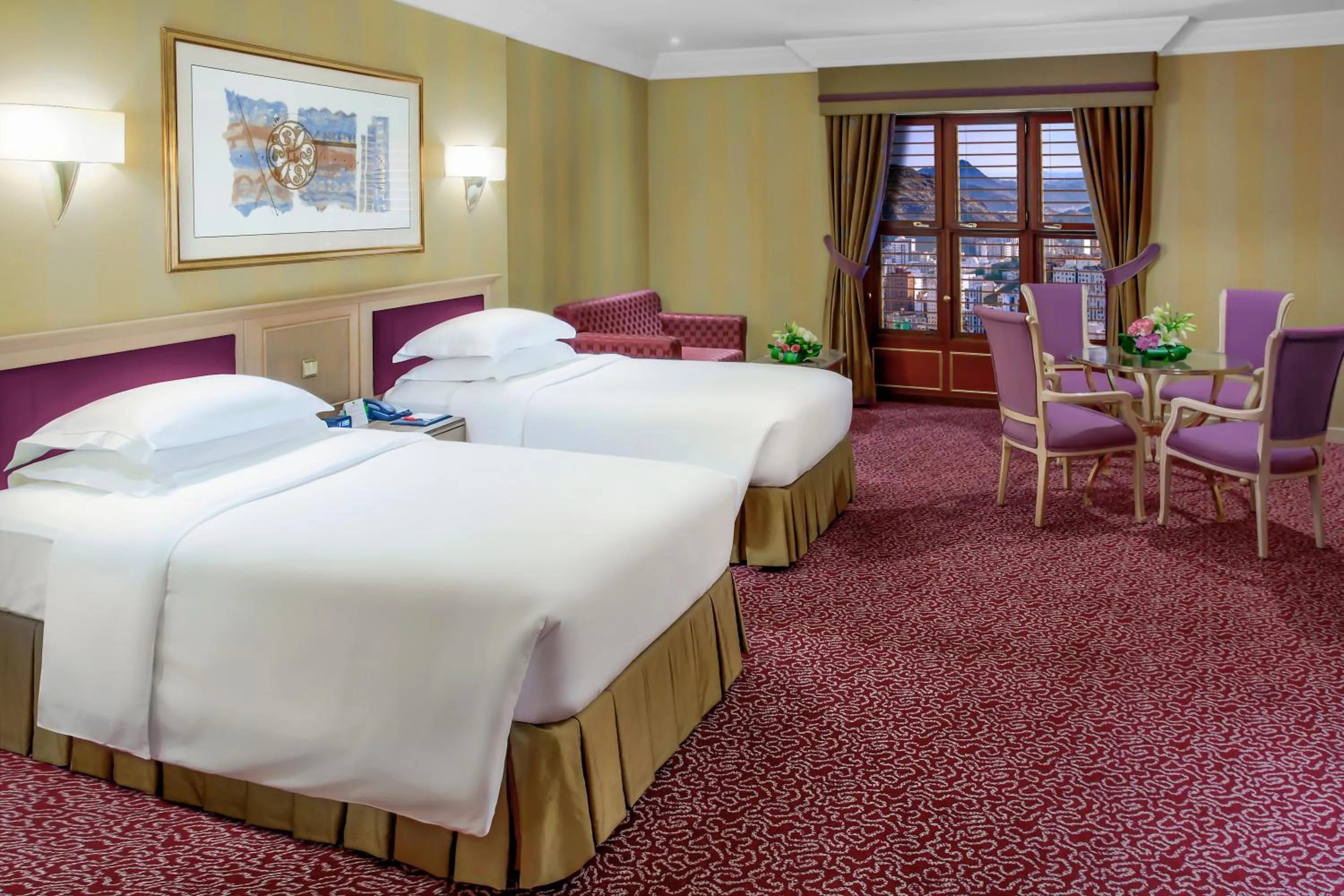 Bedroom, Bed in Makkah Hotel