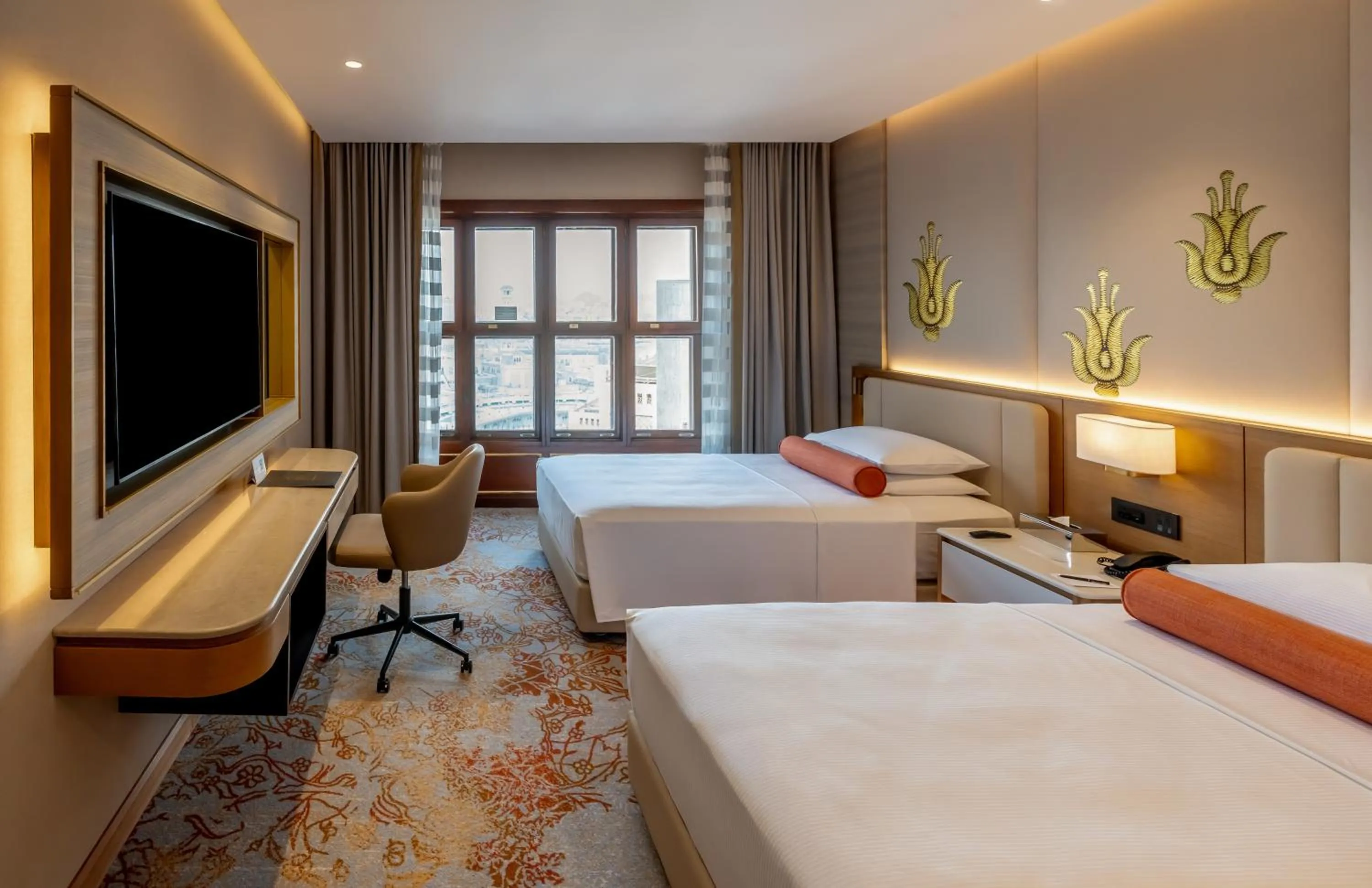 Photo of the whole room, Bed in Makkah Hotel