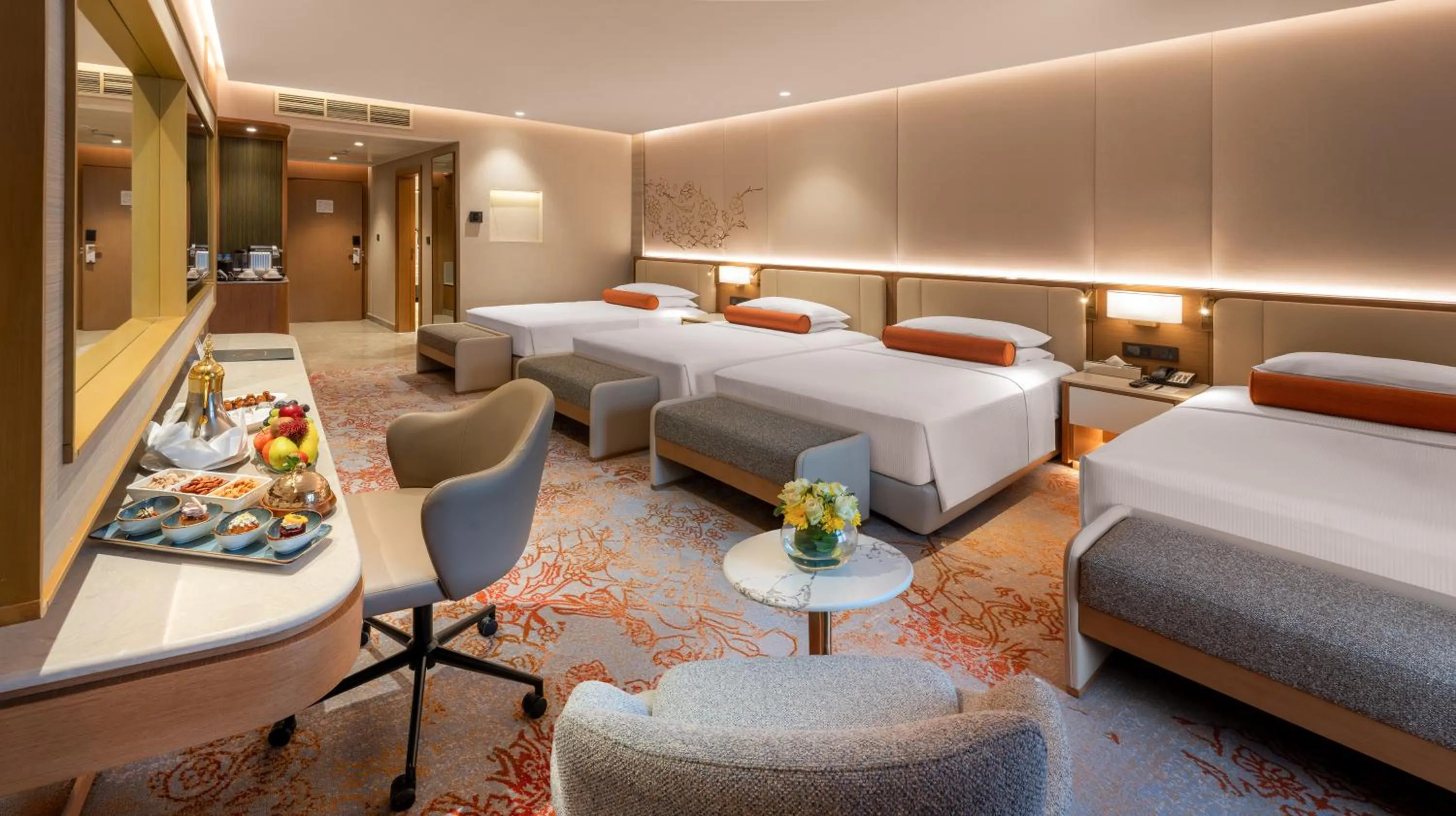 Photo of the whole room, Bed in Makkah Hotel