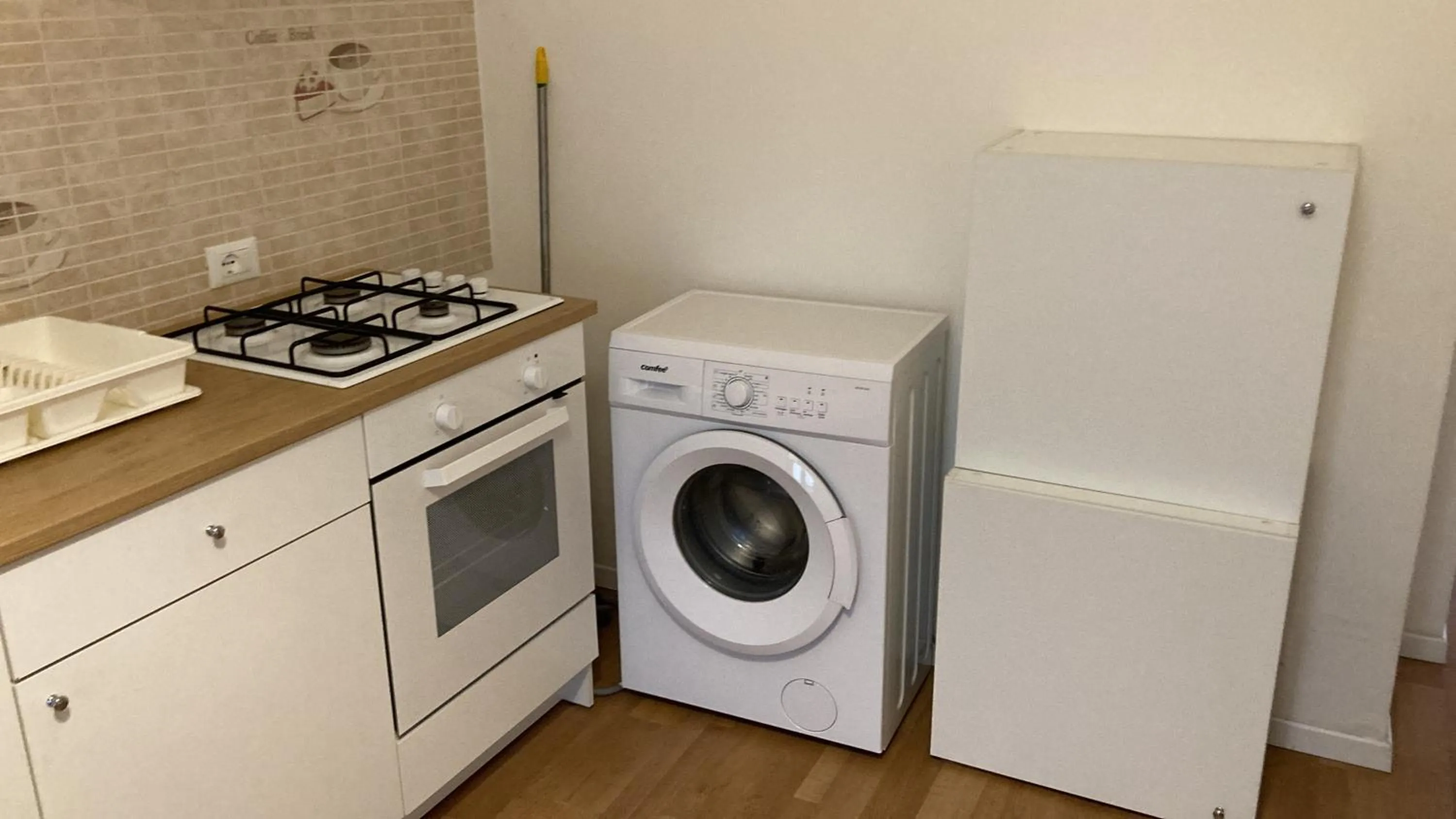 washing machine in Room Saronno + B&B
