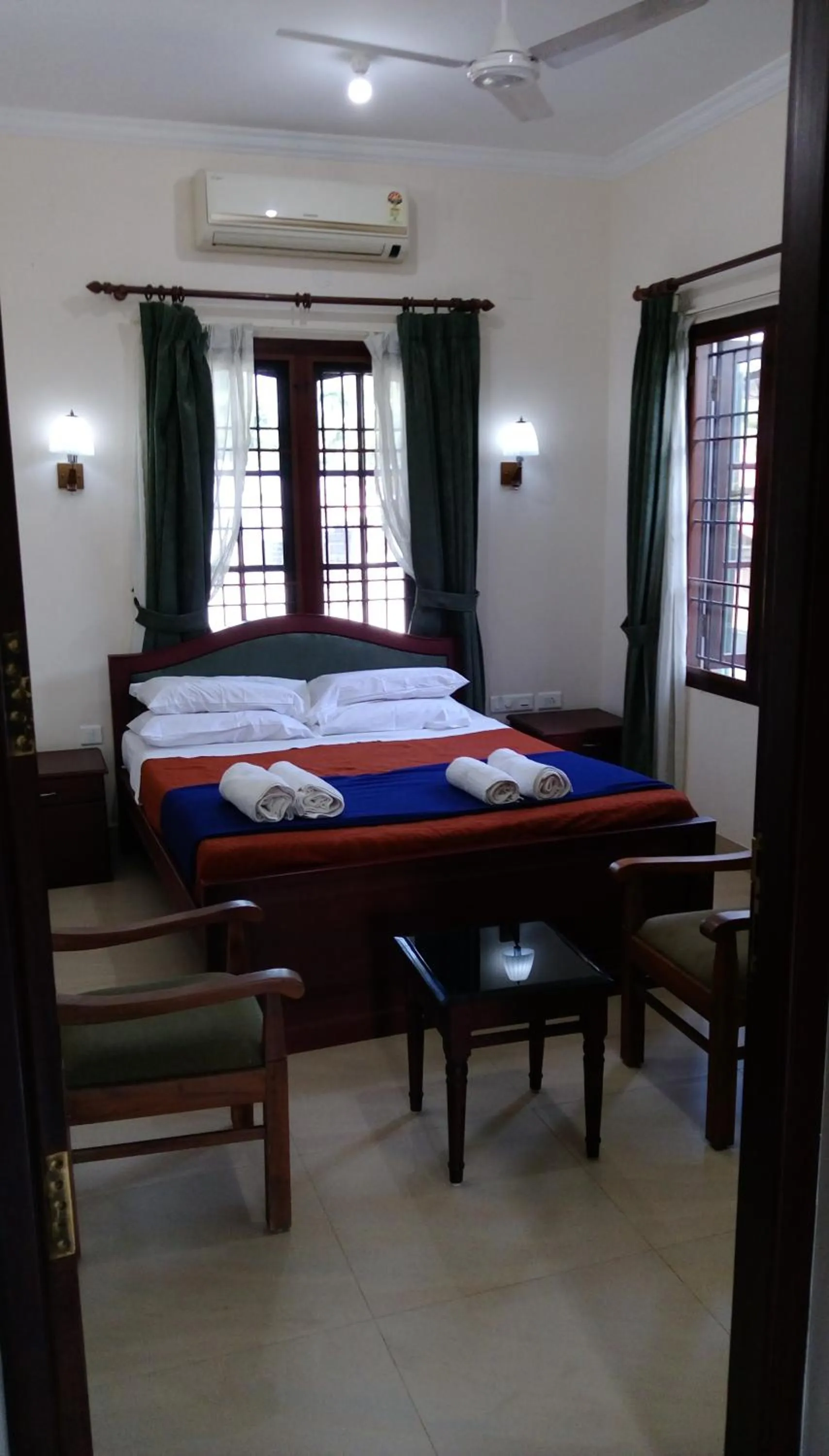 Bed in Elim Homestay Fort Kochi