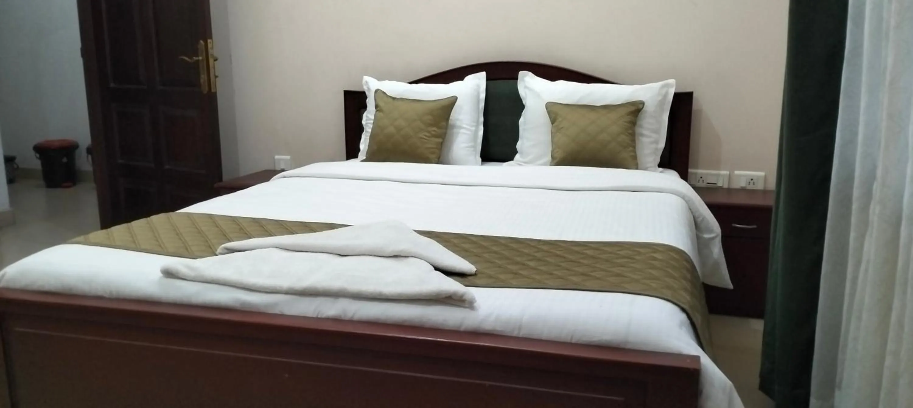 Bed in Elim Homestay Fort Kochi